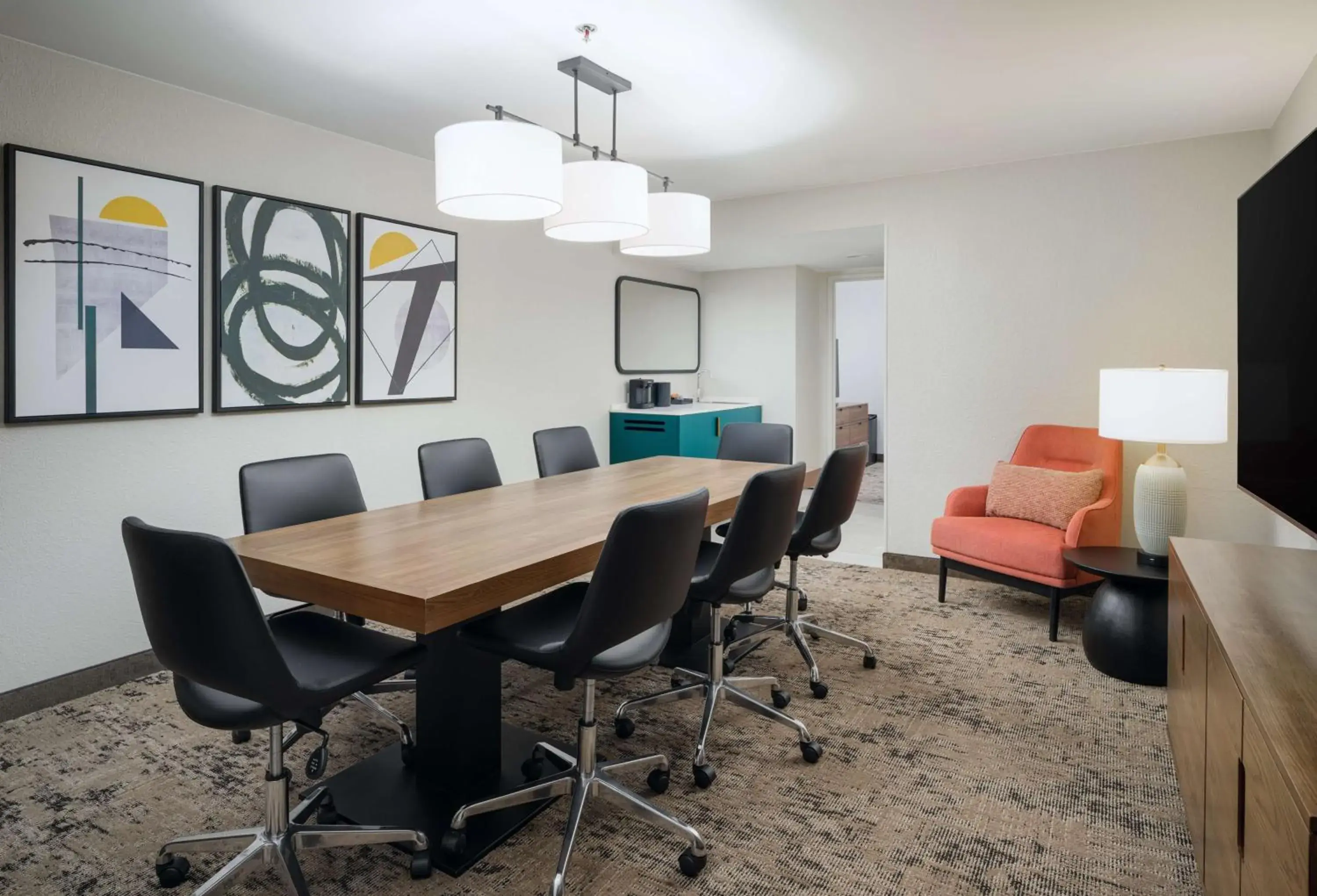 Bedroom in Embassy Suites by Hilton Memphis East Germantown Area Bedroom in Embassy Suites by Hilton Memphis East Germantown Area