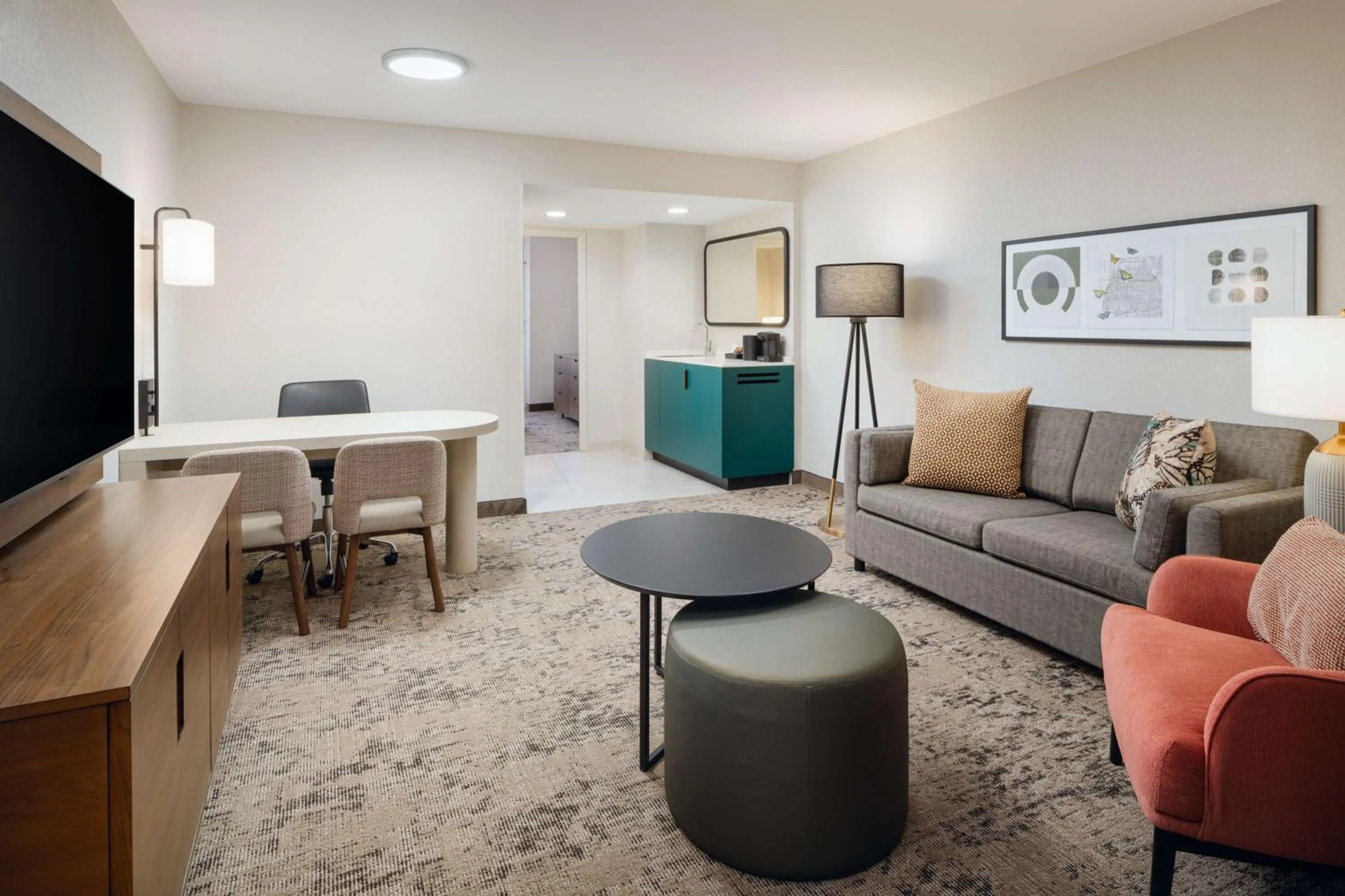 Bedroom in Embassy Suites by Hilton Memphis East Germantown Area