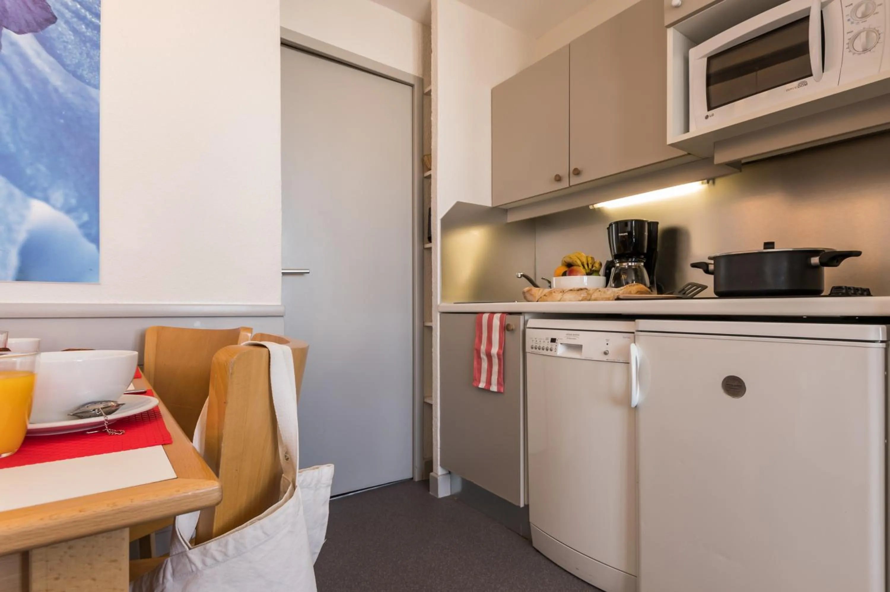 Coffee/tea facilities in Résidence Pierre & Vacances Antarès