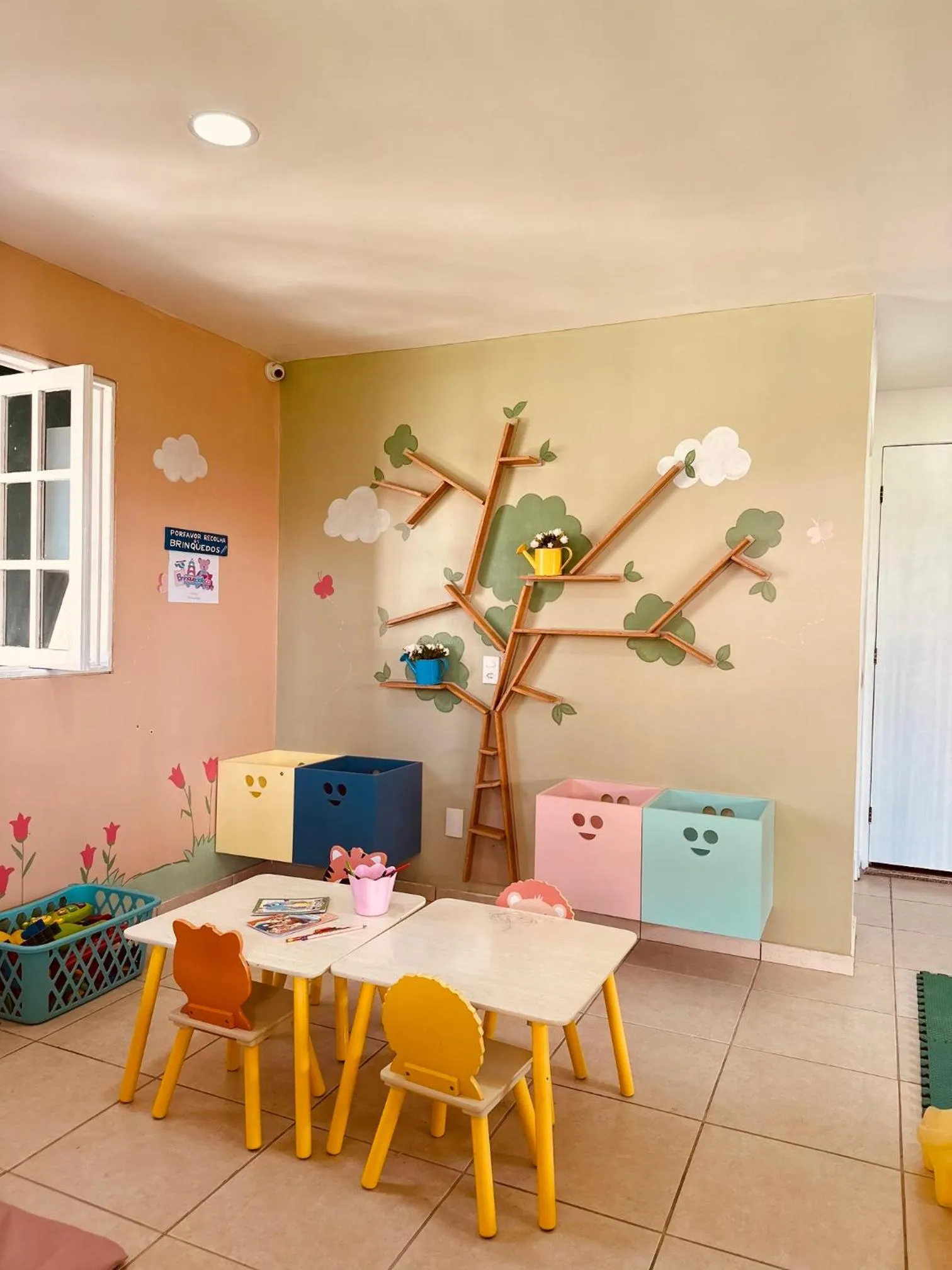 Children play ground in La Dolce Vita Flat & Pousada