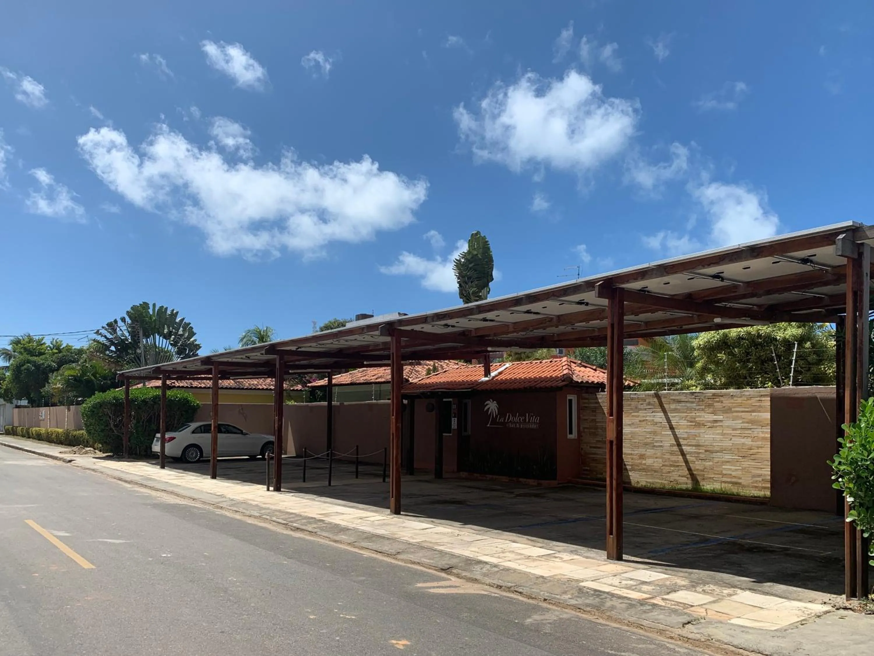 Parking in La Dolce Vita Flat & Pousada