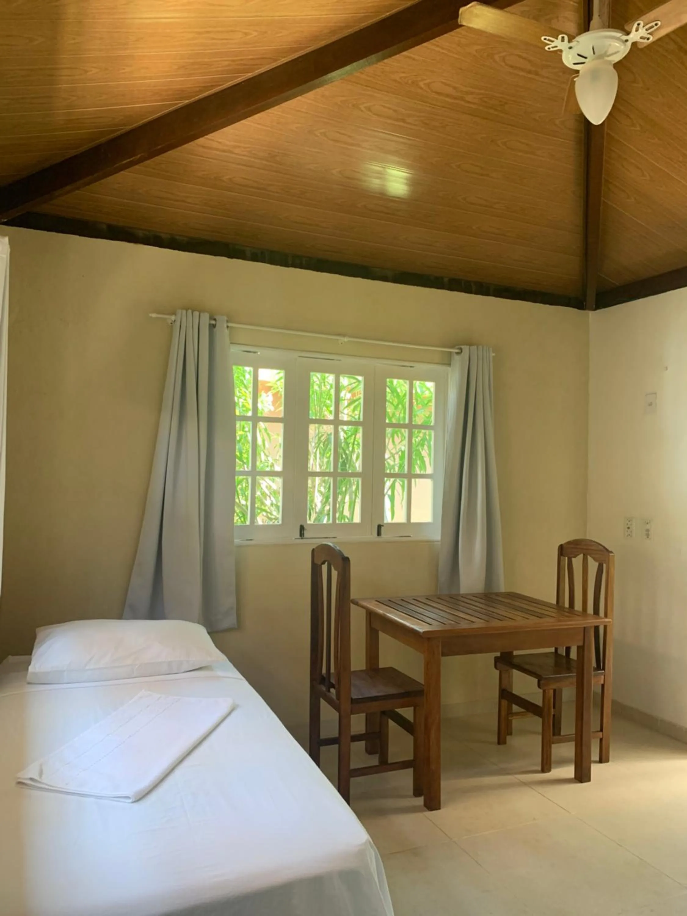 Photo of the whole room, Bed in La Dolce Vita Flat & Pousada