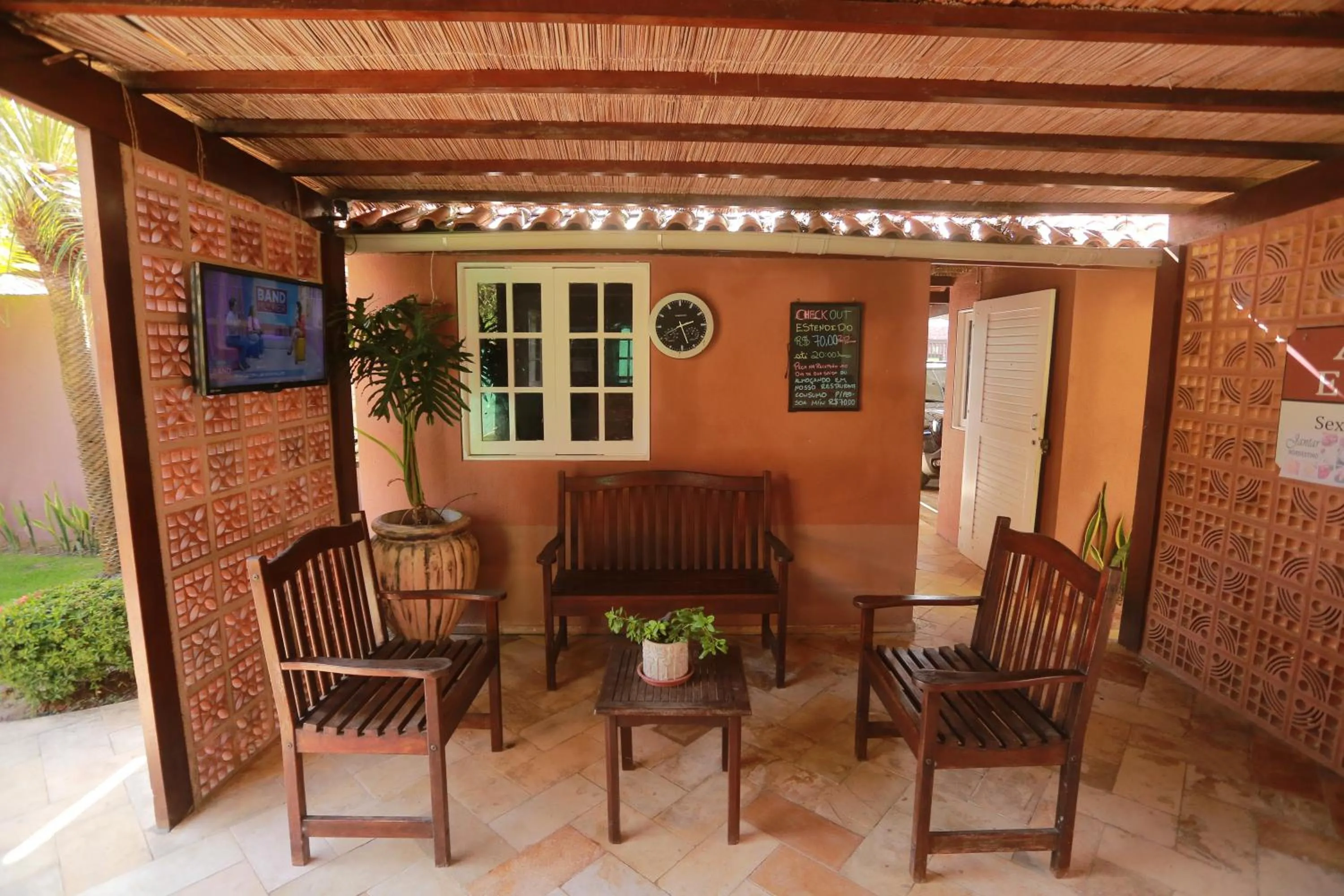 Property building in La Dolce Vita Flat & Pousada