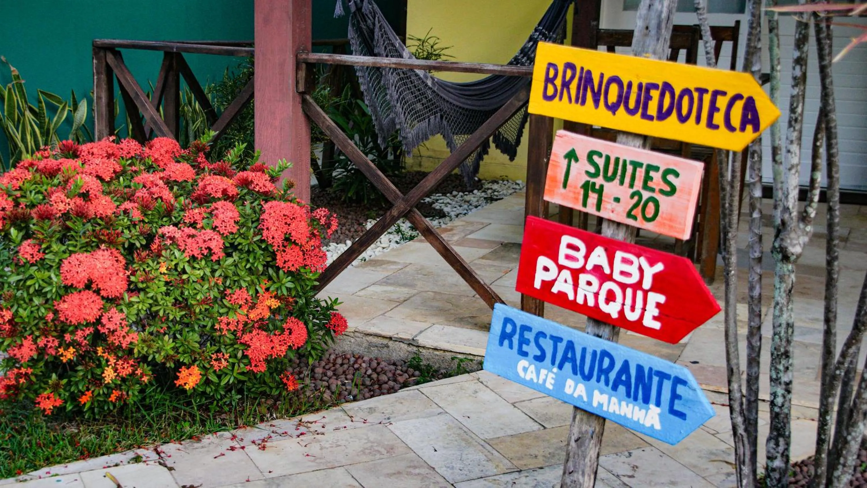 Garden in La Dolce Vita Flat & Pousada