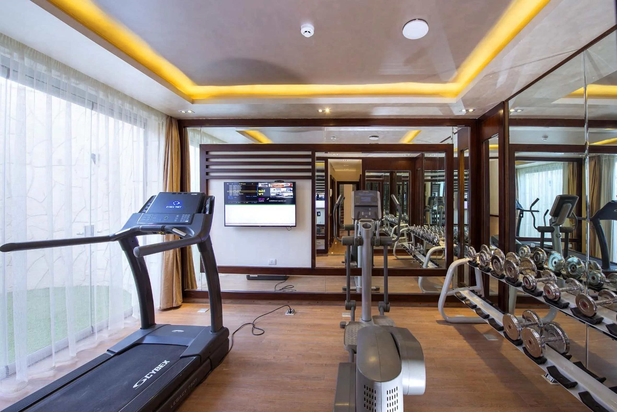 Fitness centre/facilities in Sunrise Arabian Beach Resort