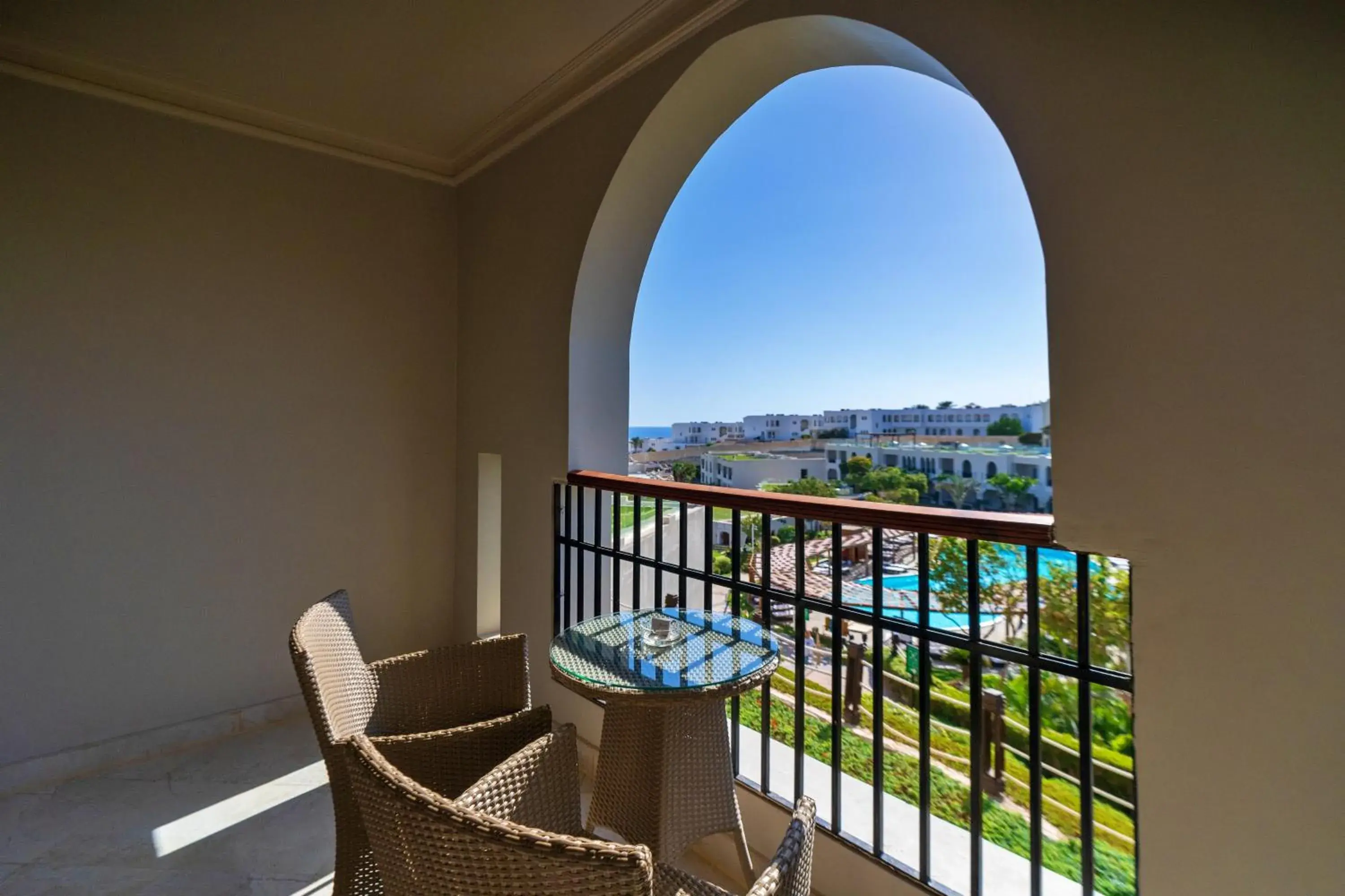 View (from property/room), Balcony/Terrace in Sunrise Arabian Beach Resort