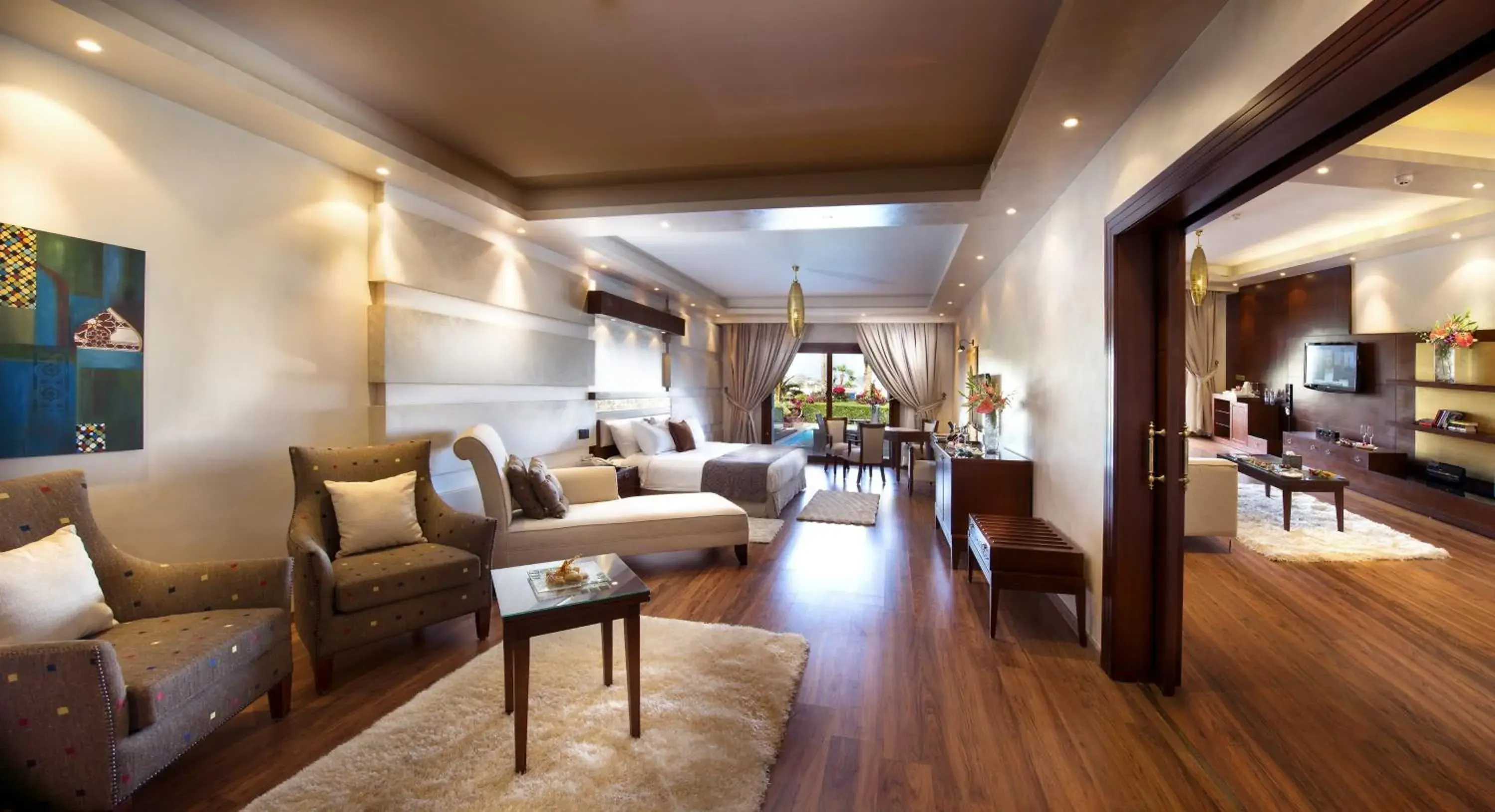 Presidential Suite- Posh Club in Sunrise Arabian Beach Resort