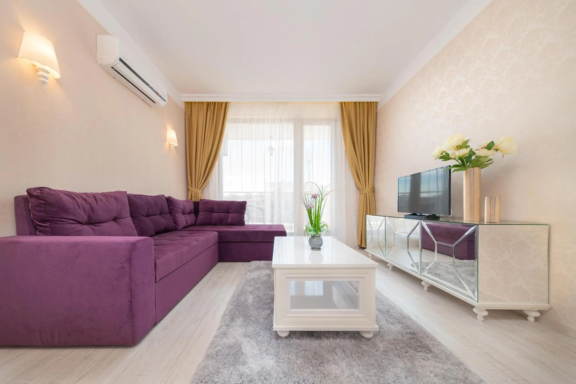 TV and multimedia in Harmony Suites Grand Resort