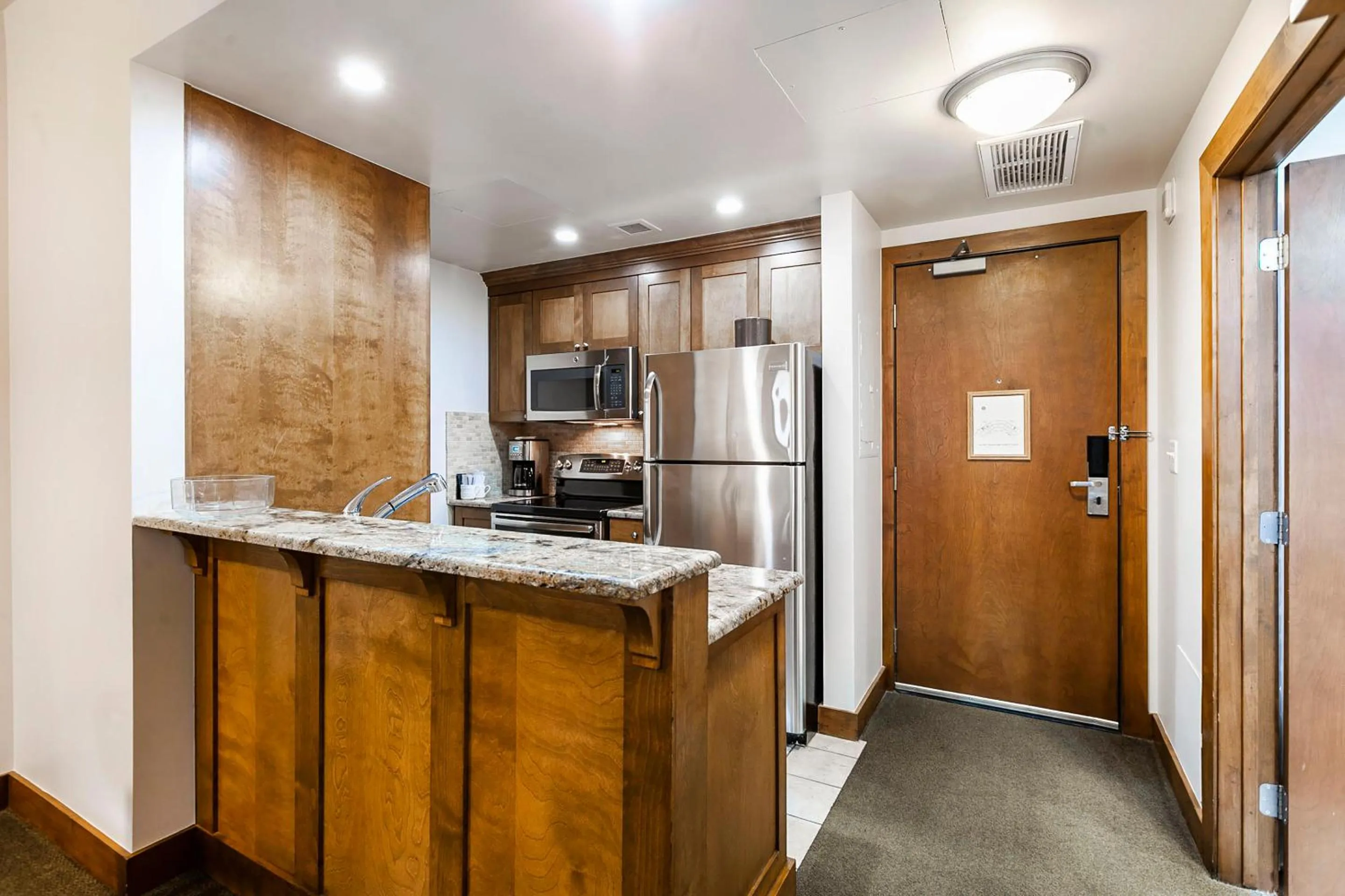 Kitchen or kitchenette in Sundial Lodge by All Seasons Resort Lodging