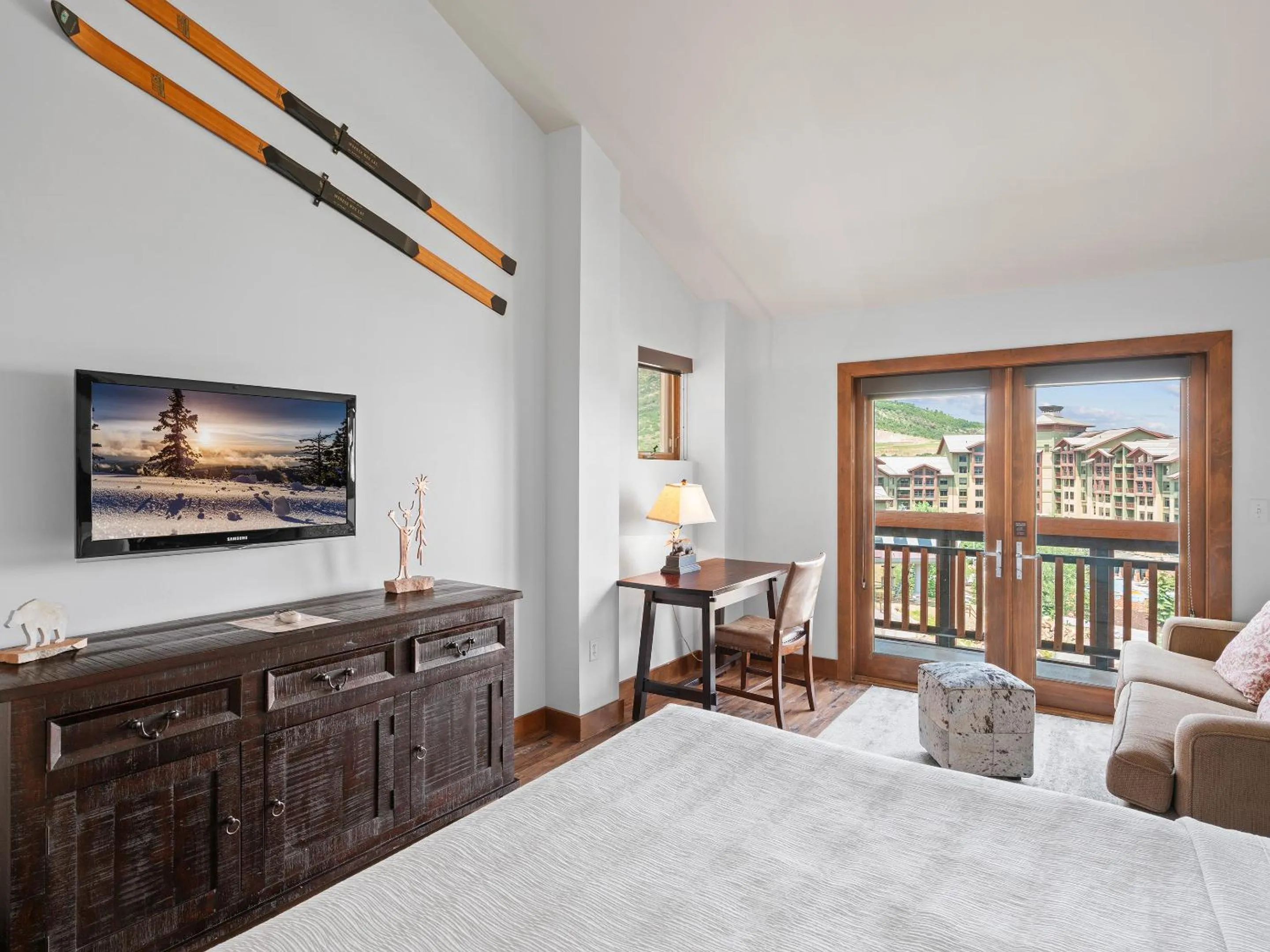 Bed in Sundial Lodge by All Seasons Resort Lodging