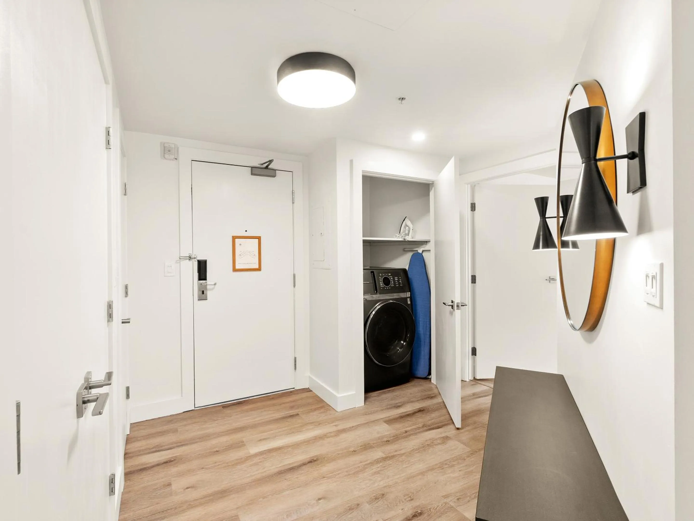 Facade/entrance in Sundial Lodge by All Seasons Resort Lodging