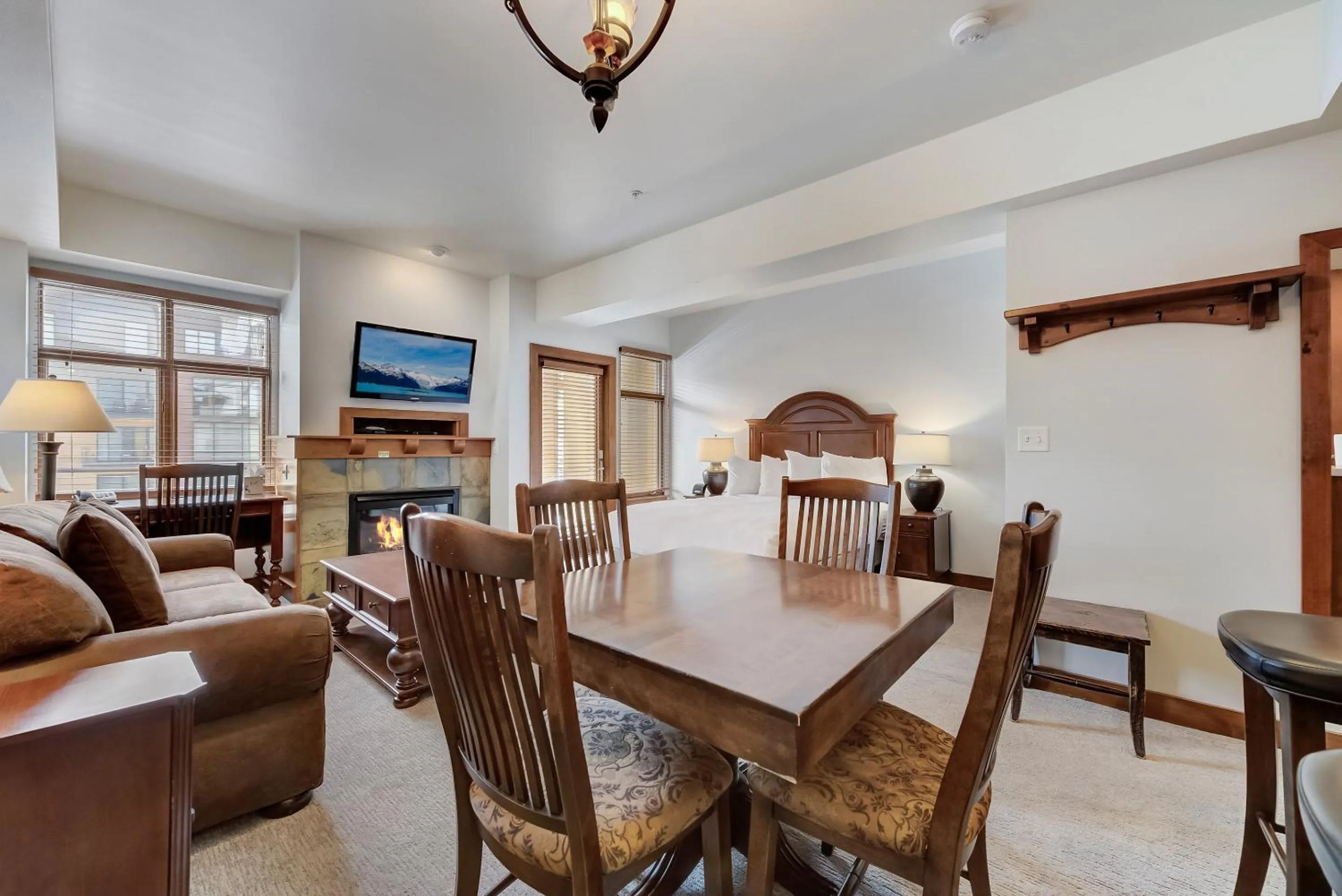 Bed in Sundial Lodge by All Seasons Resort Lodging