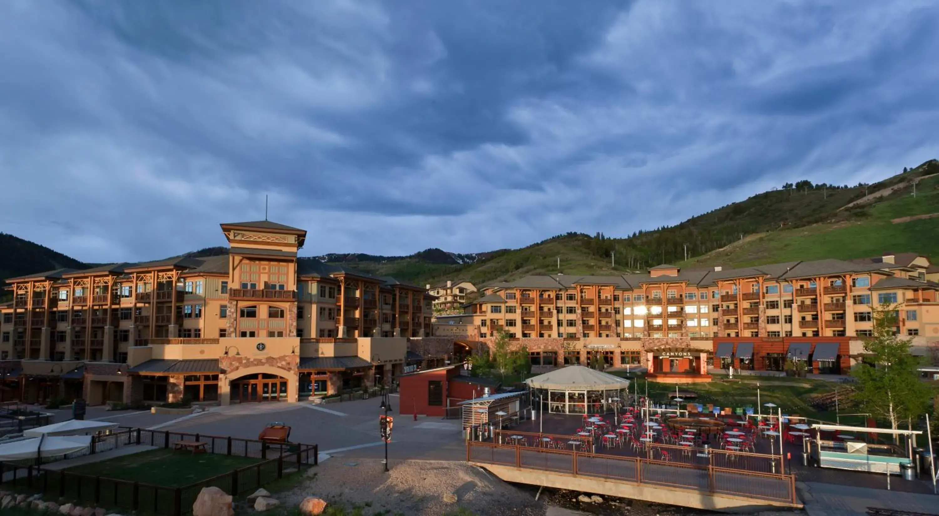 Facade/entrance in Sundial Lodge by All Seasons Resort Lodging Facade/entrance in Sundial Lodge by All Seasons Resort Lodging