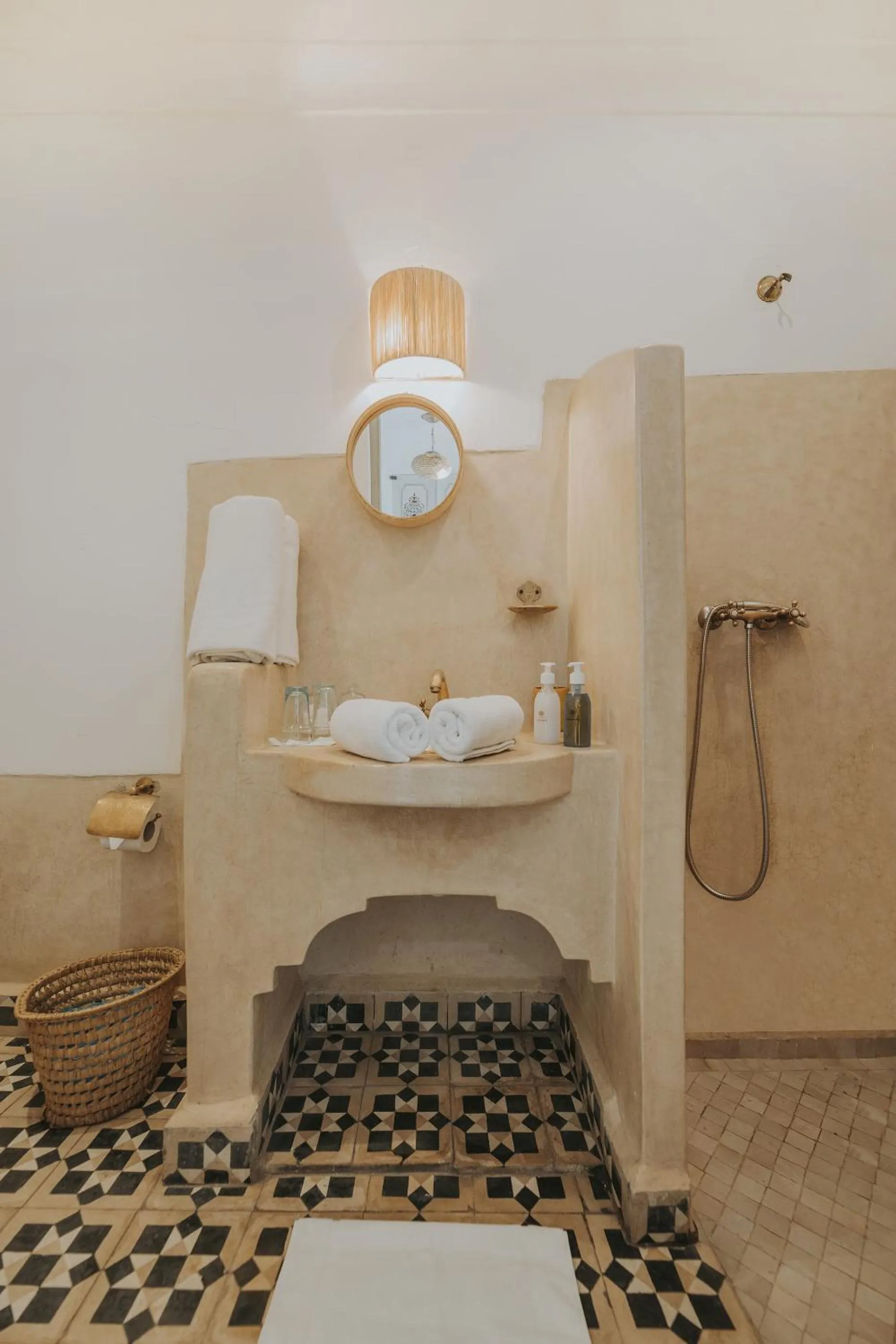 Bathroom in Riad Oriental Glory & Spa