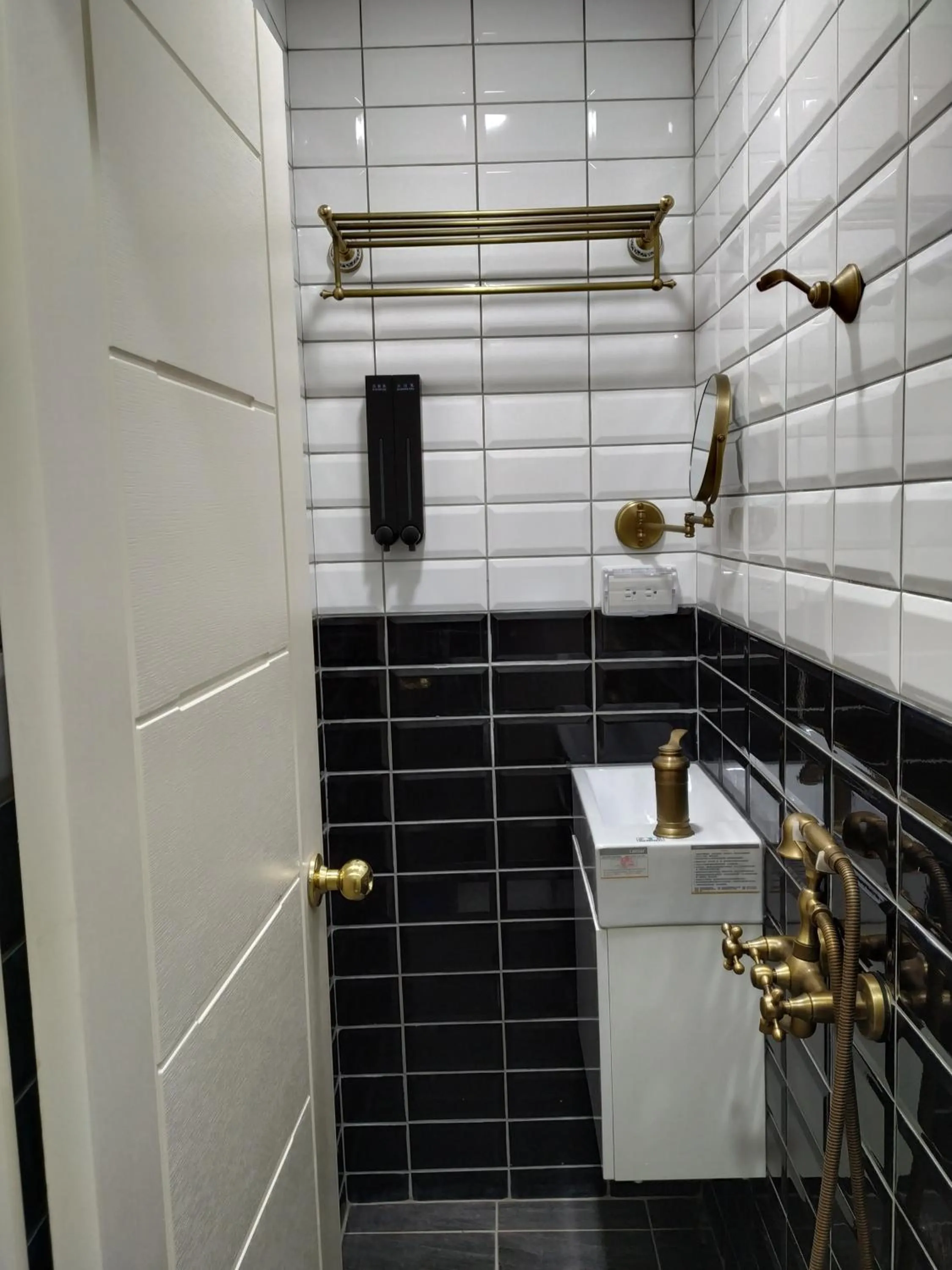 Bathroom in Backpack Home 497-No.2