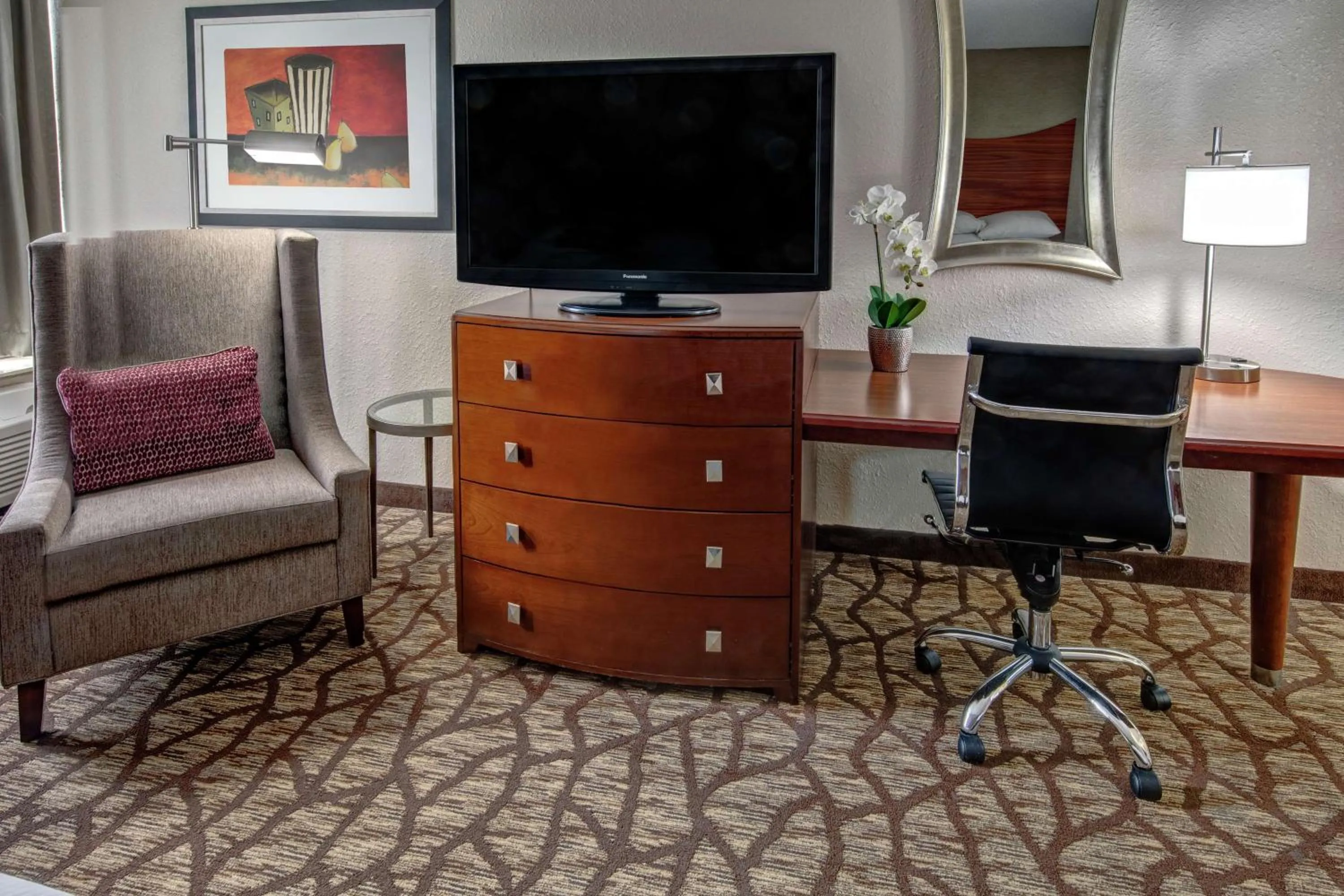 Bedroom in DoubleTree by Hilton Jackson