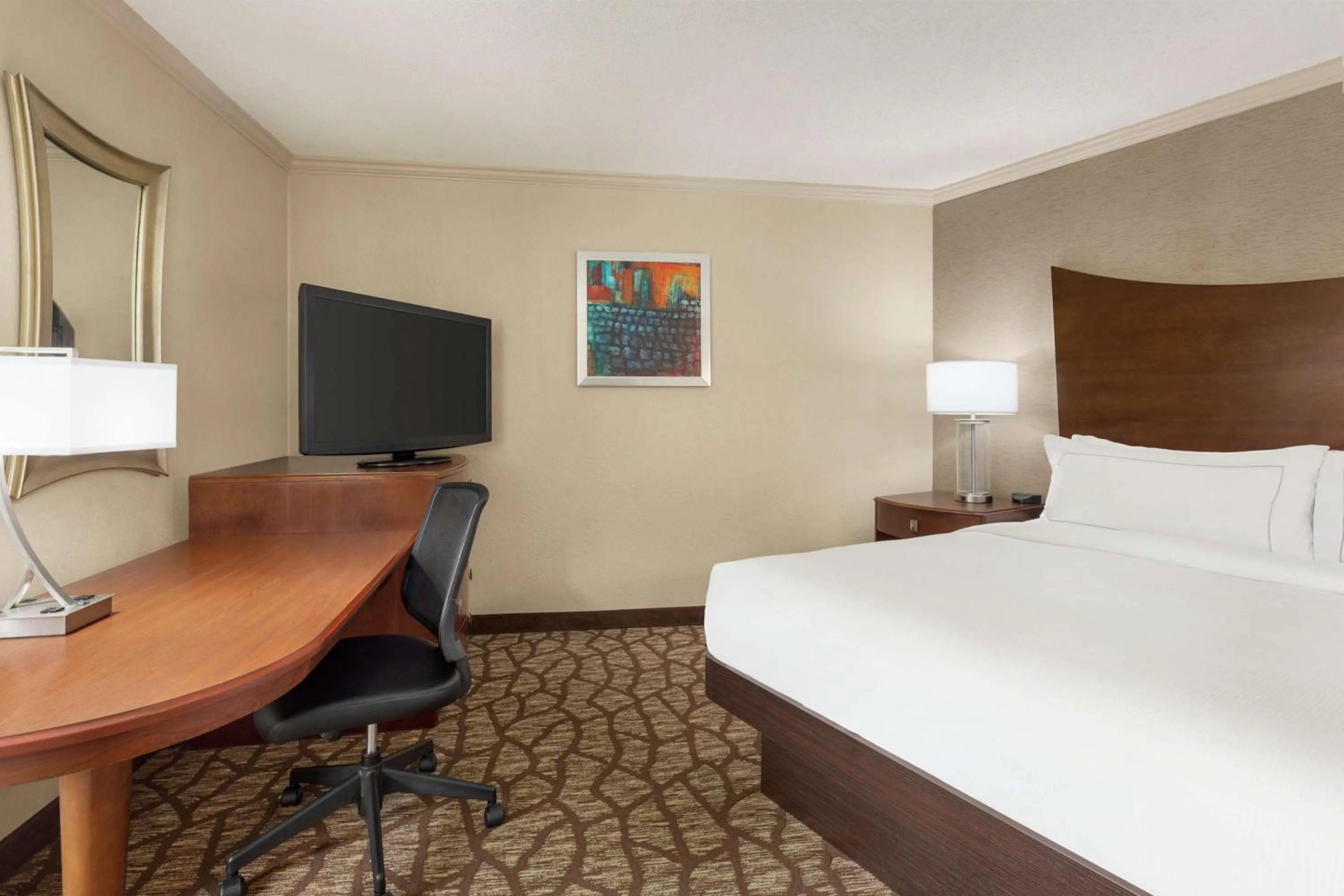 Bedroom, Bed in DoubleTree by Hilton Jackson