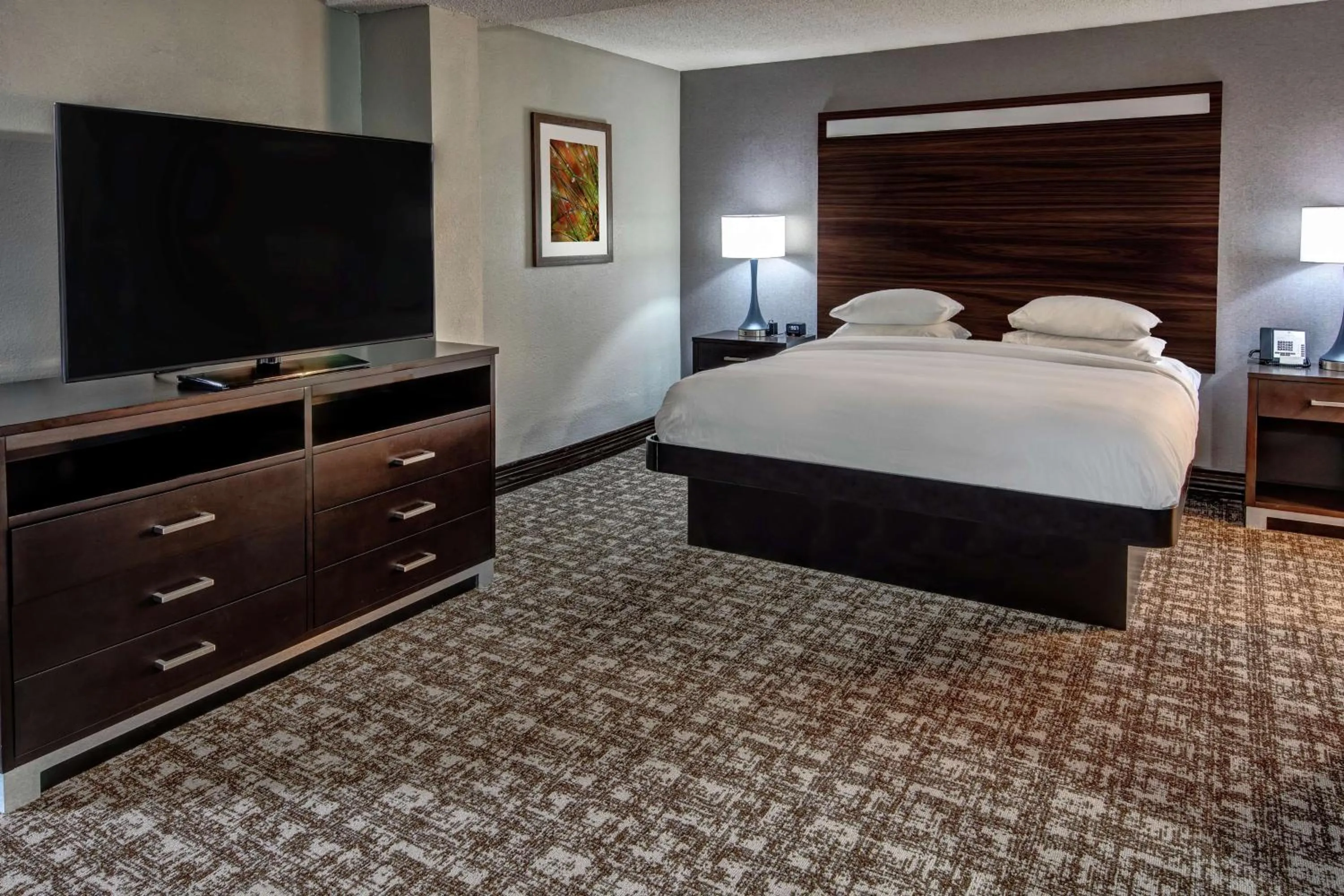 Bed in DoubleTree by Hilton Jackson