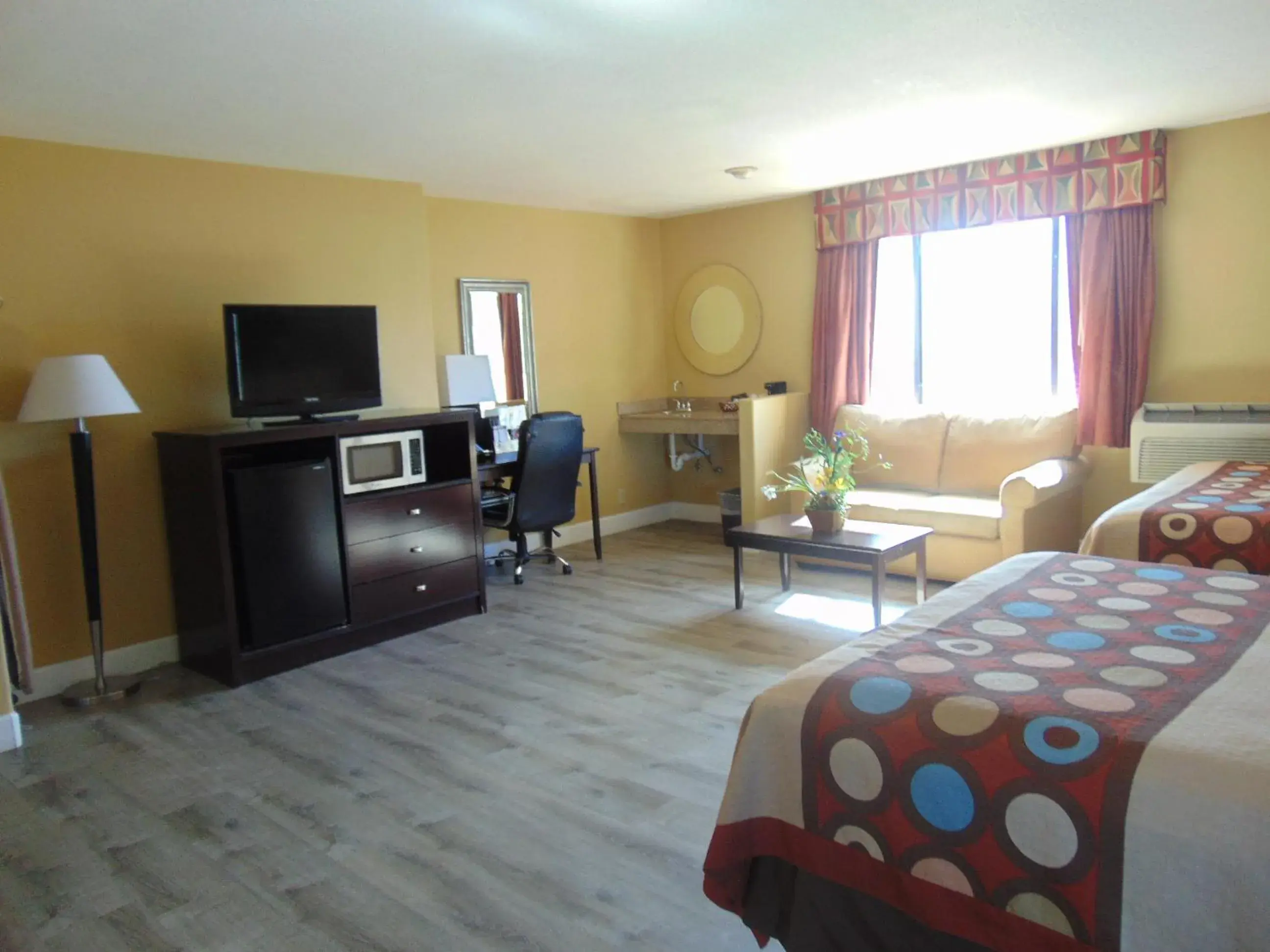 Bed in Super 8 by Wyndham Payson Bed in Super 8 by Wyndham Payson