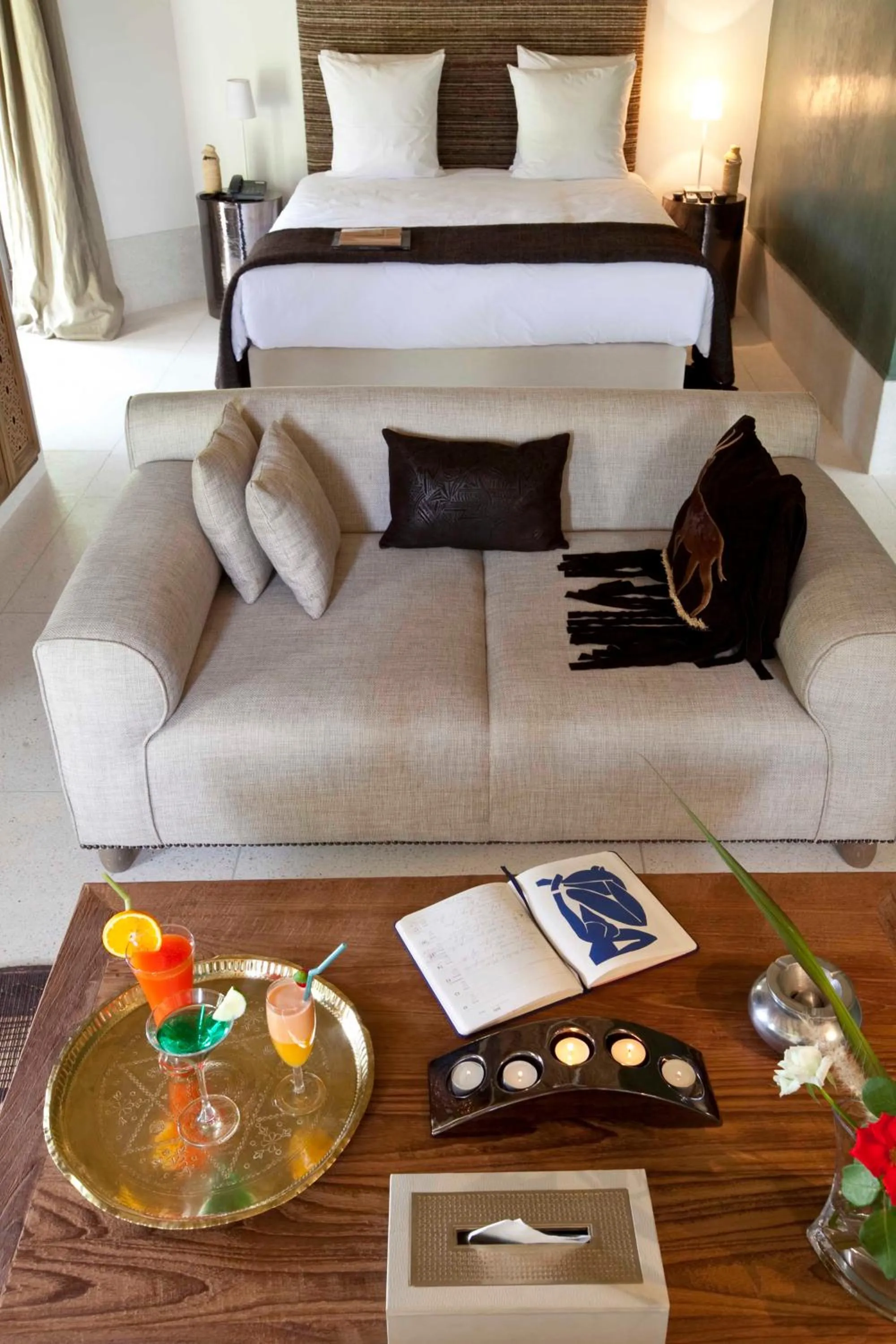 Photo of the whole room, Bed in Hotel Les Cinq Djellabas