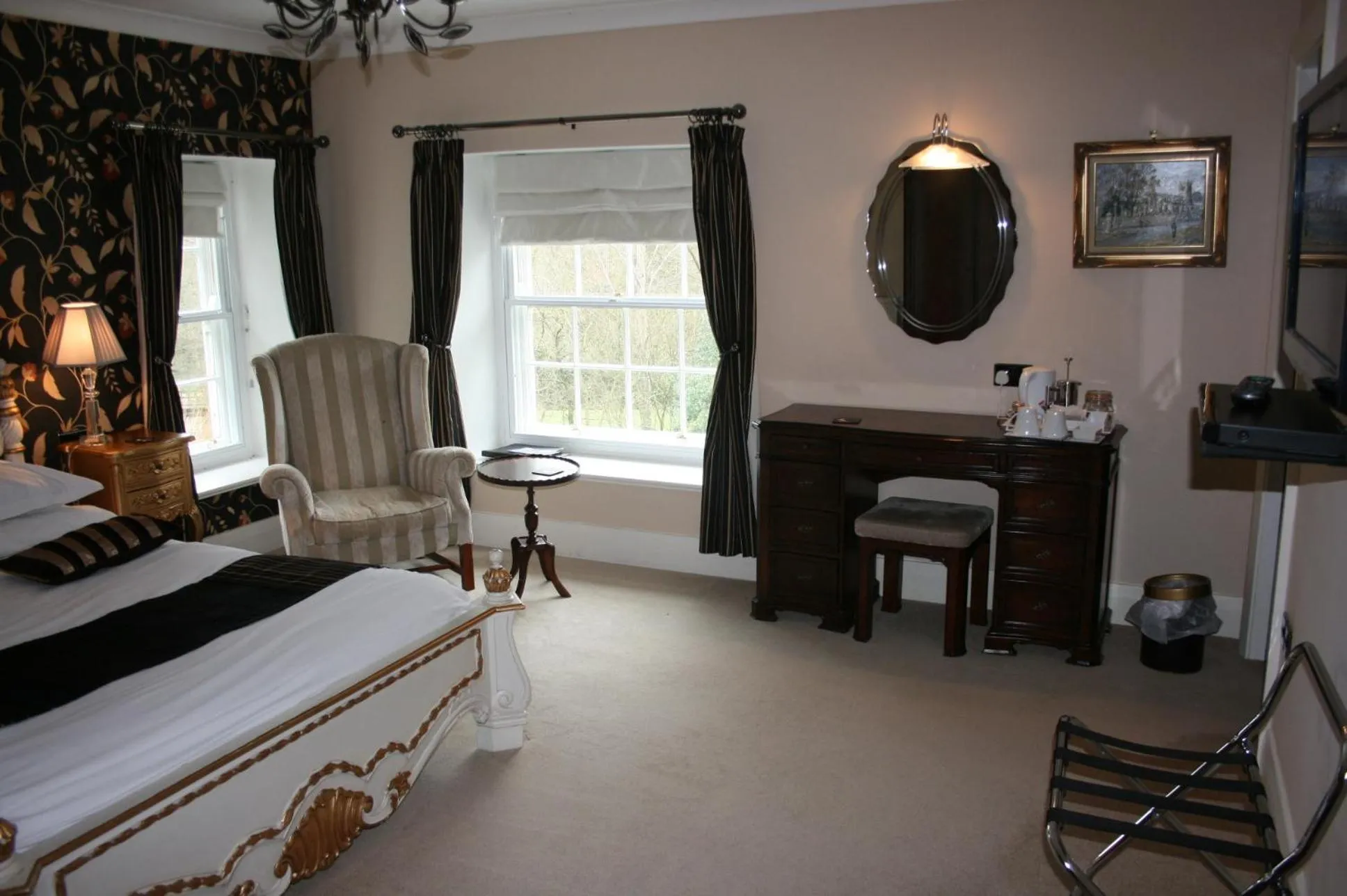 Seating area, Bed in High Dalby House