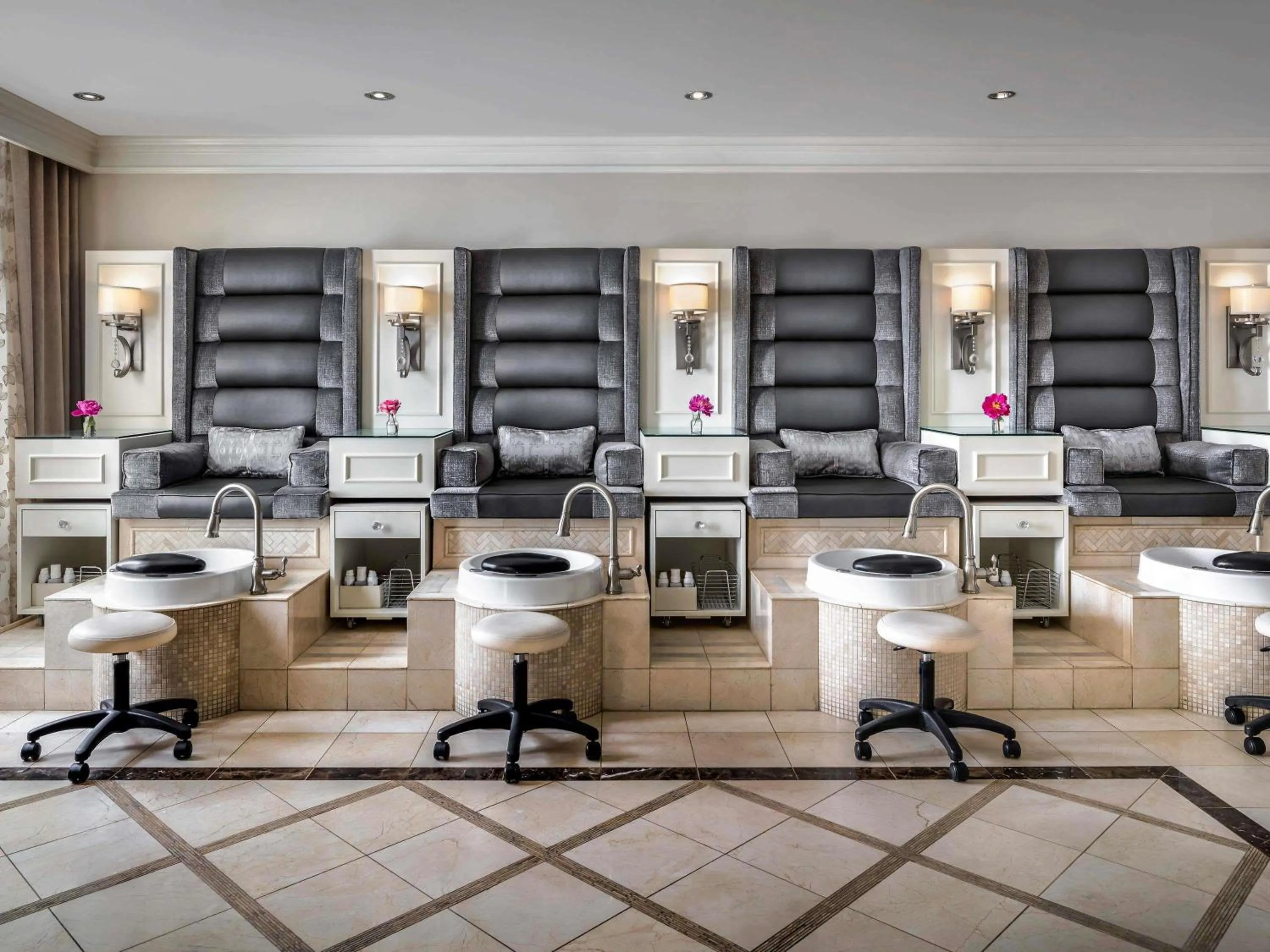 Spa and wellness centre/facilities in Fairmont Empress Hotel