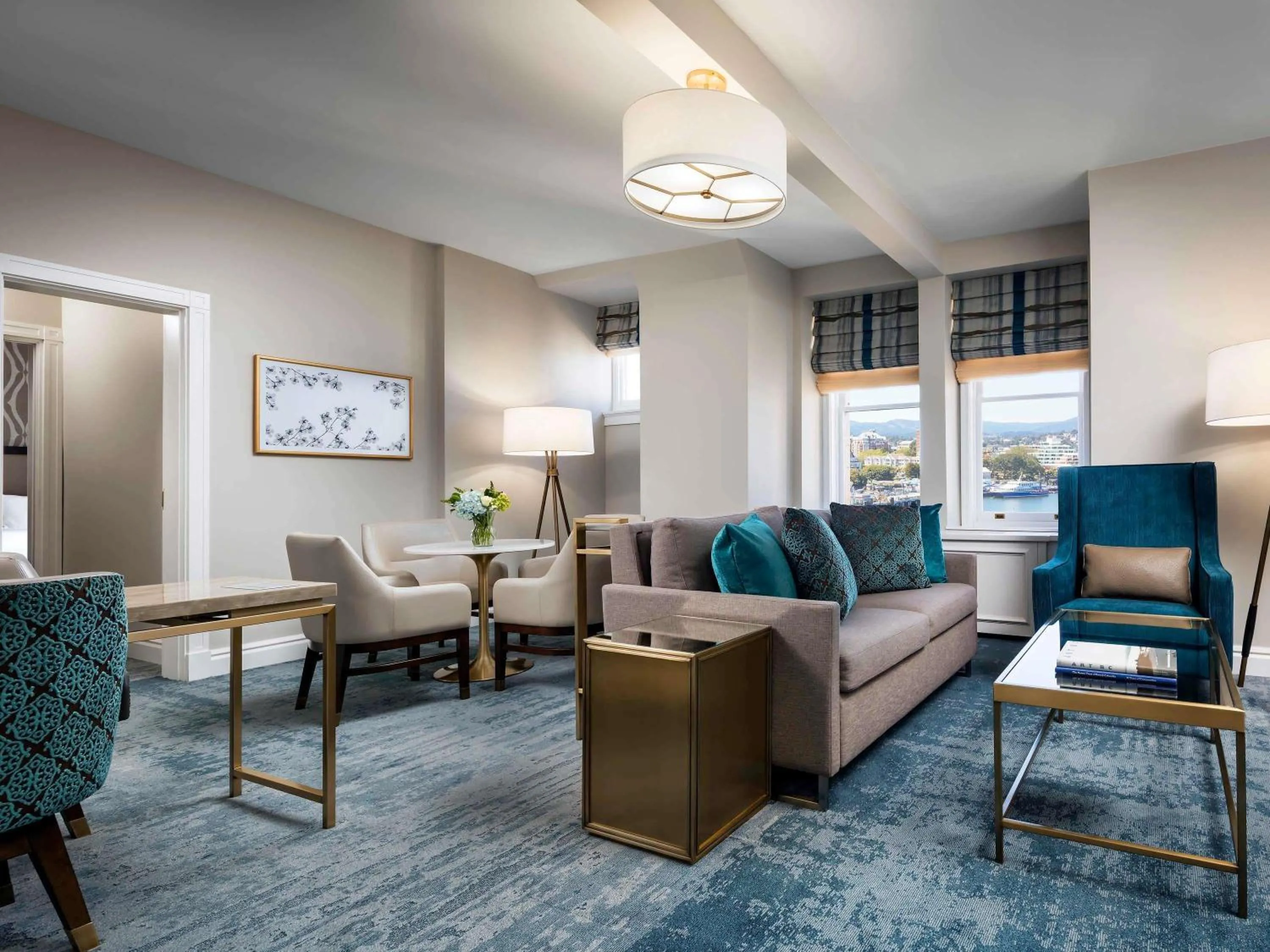 Bedroom in Fairmont Empress Hotel