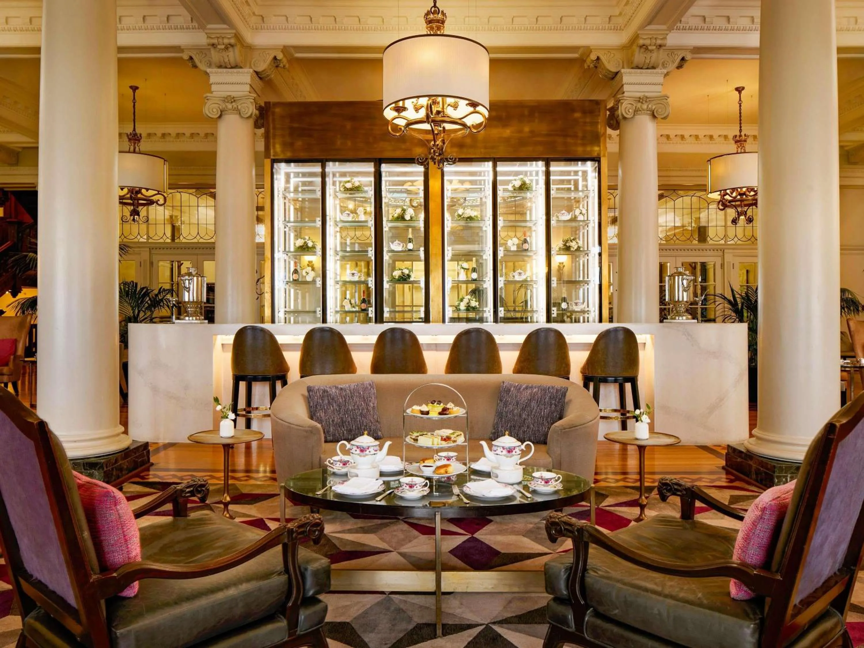 Restaurant/places to eat in Fairmont Empress Hotel