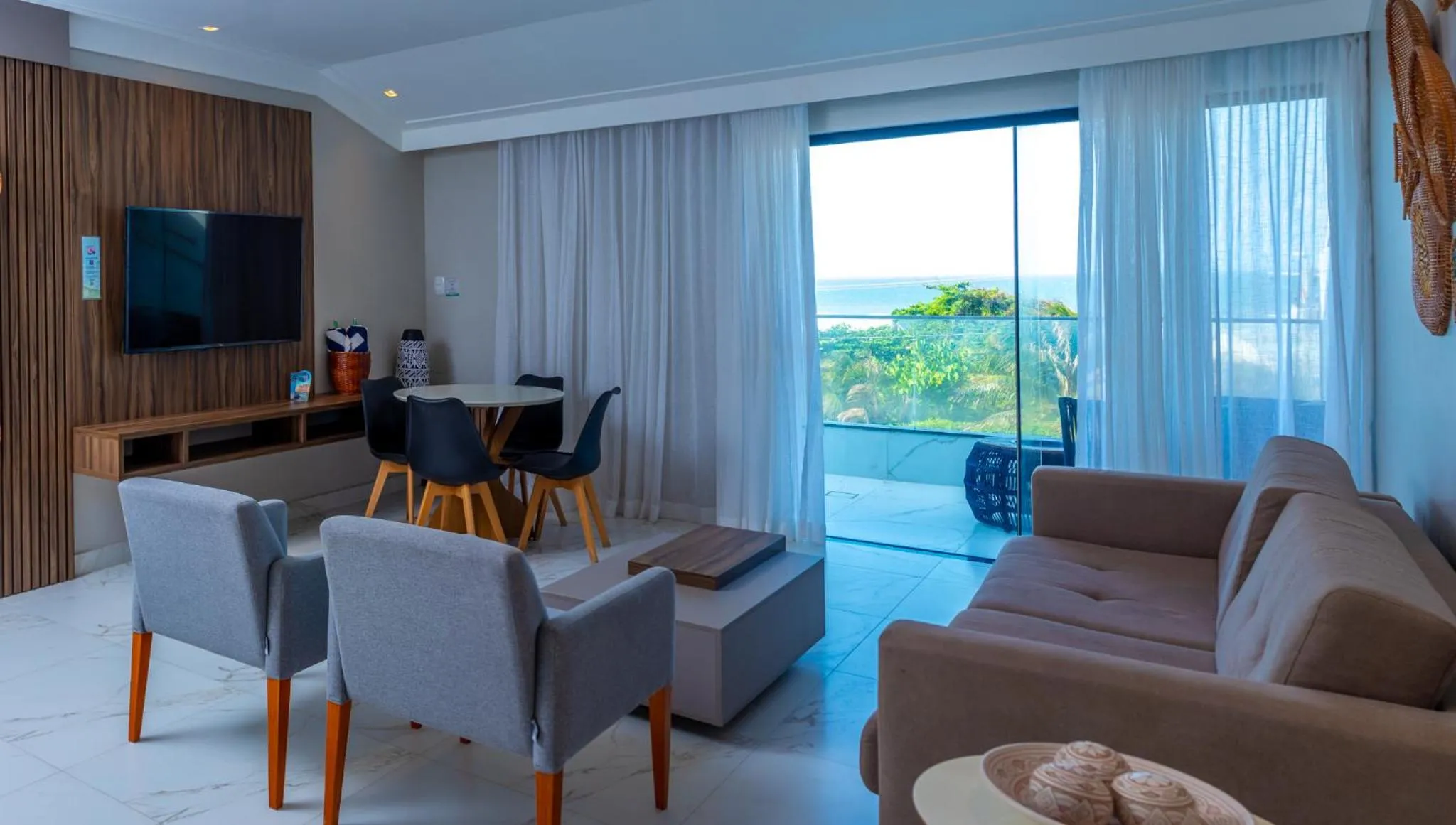Deluxe Family Suite in Hotel Privê do Atalaia