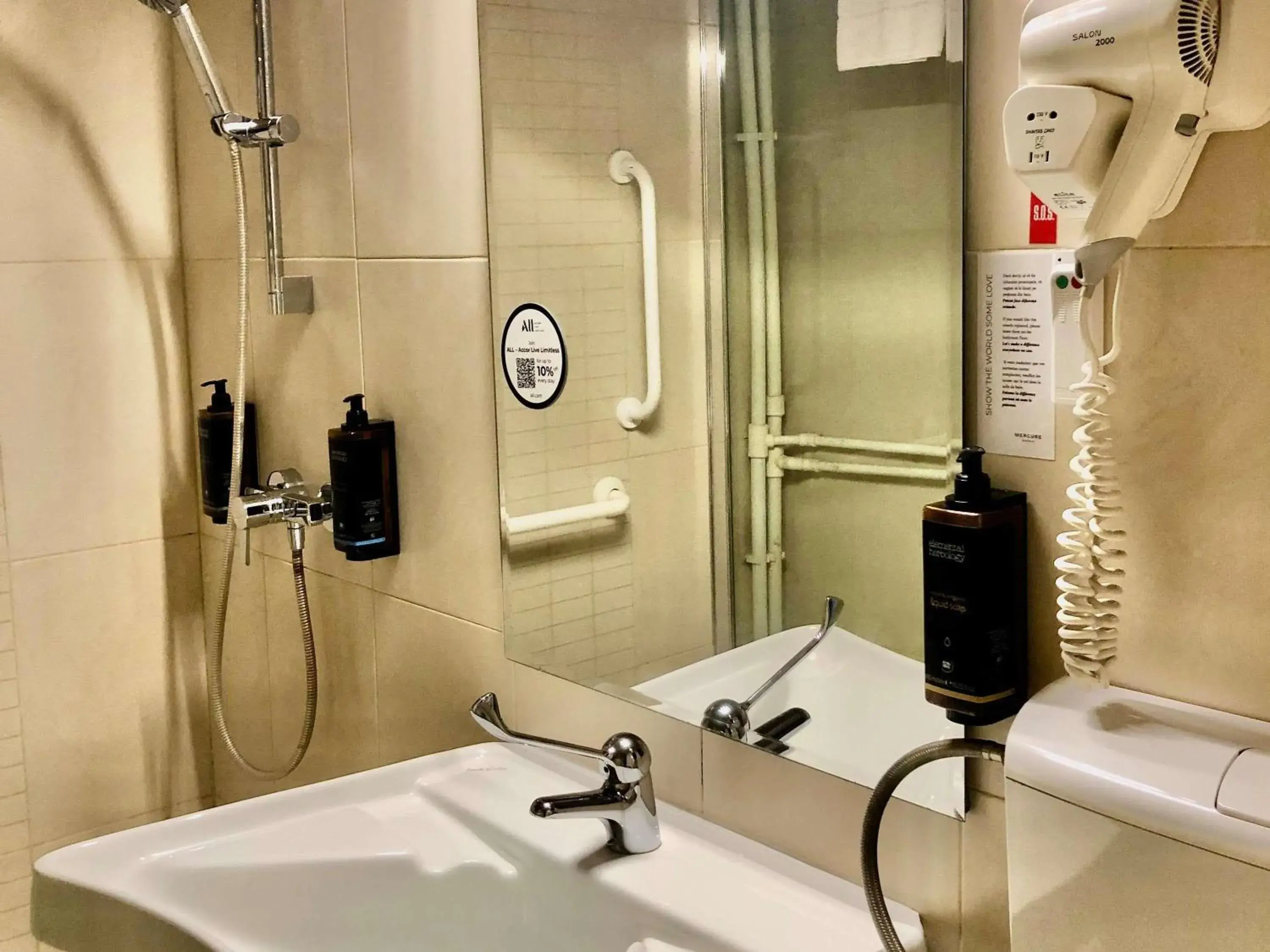 Bedroom in Mercure Galati Centrum Bedroom in Mercure Galati Centrum