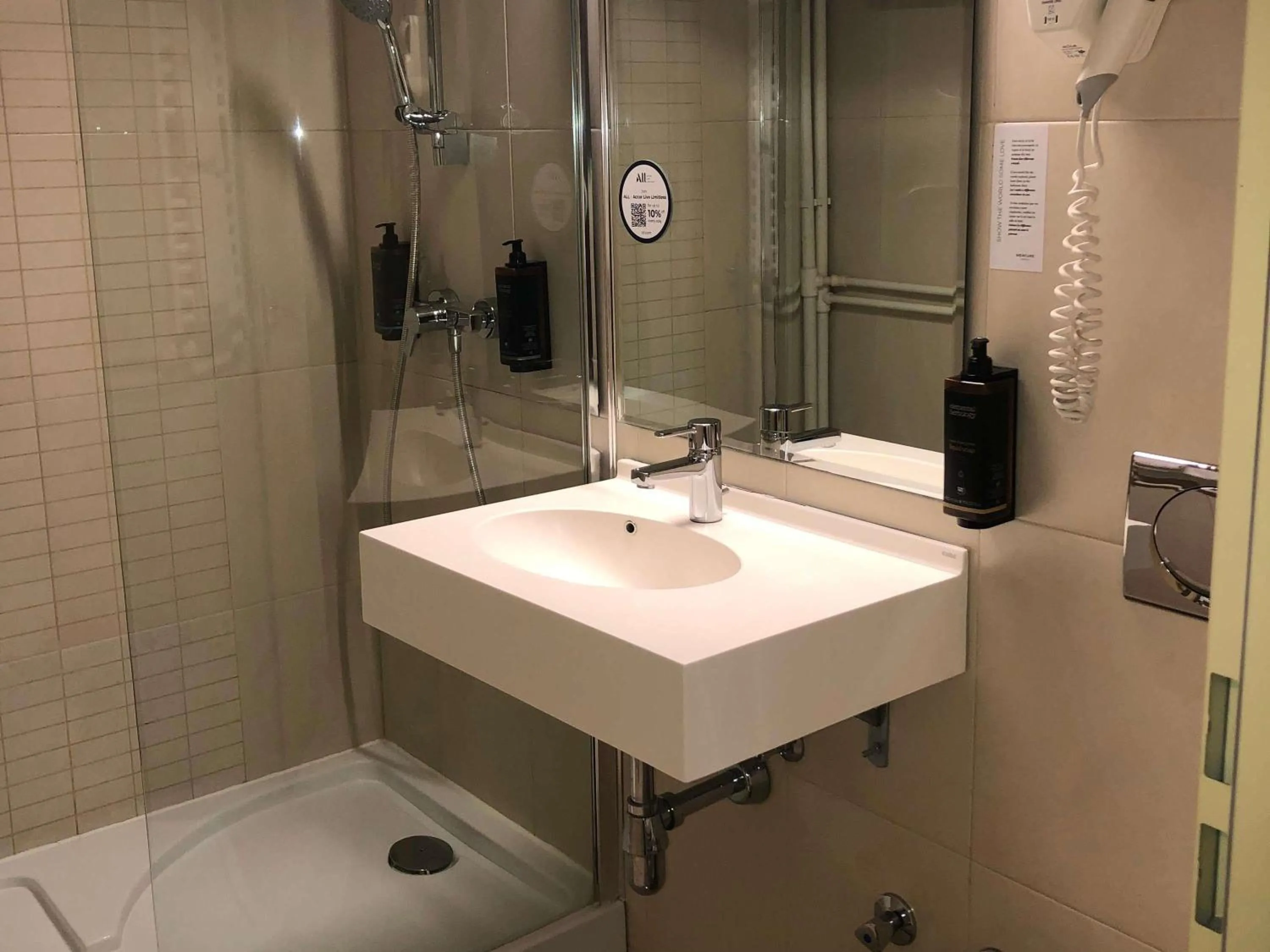 Bedroom in Mercure Galati Centrum