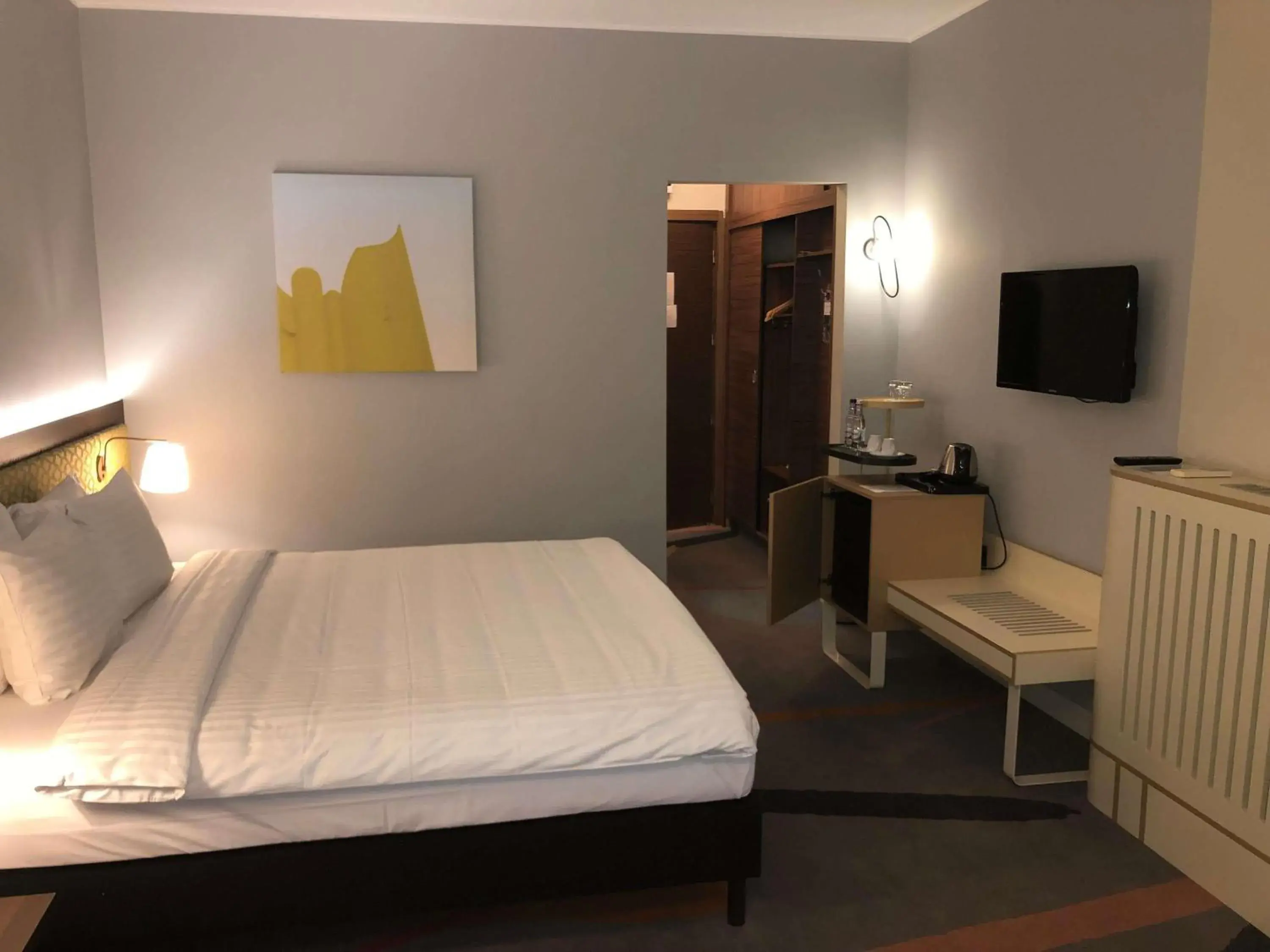 Bedroom, Bed in Mercure Galati Centrum Bedroom, Bed in Mercure Galati Centrum