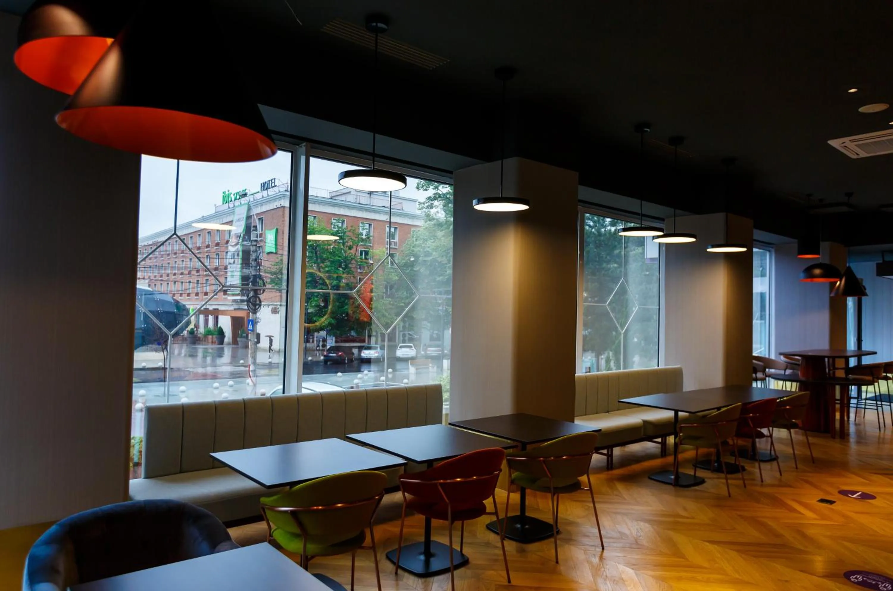 Restaurant/places to eat in Mercure Galati Centrum