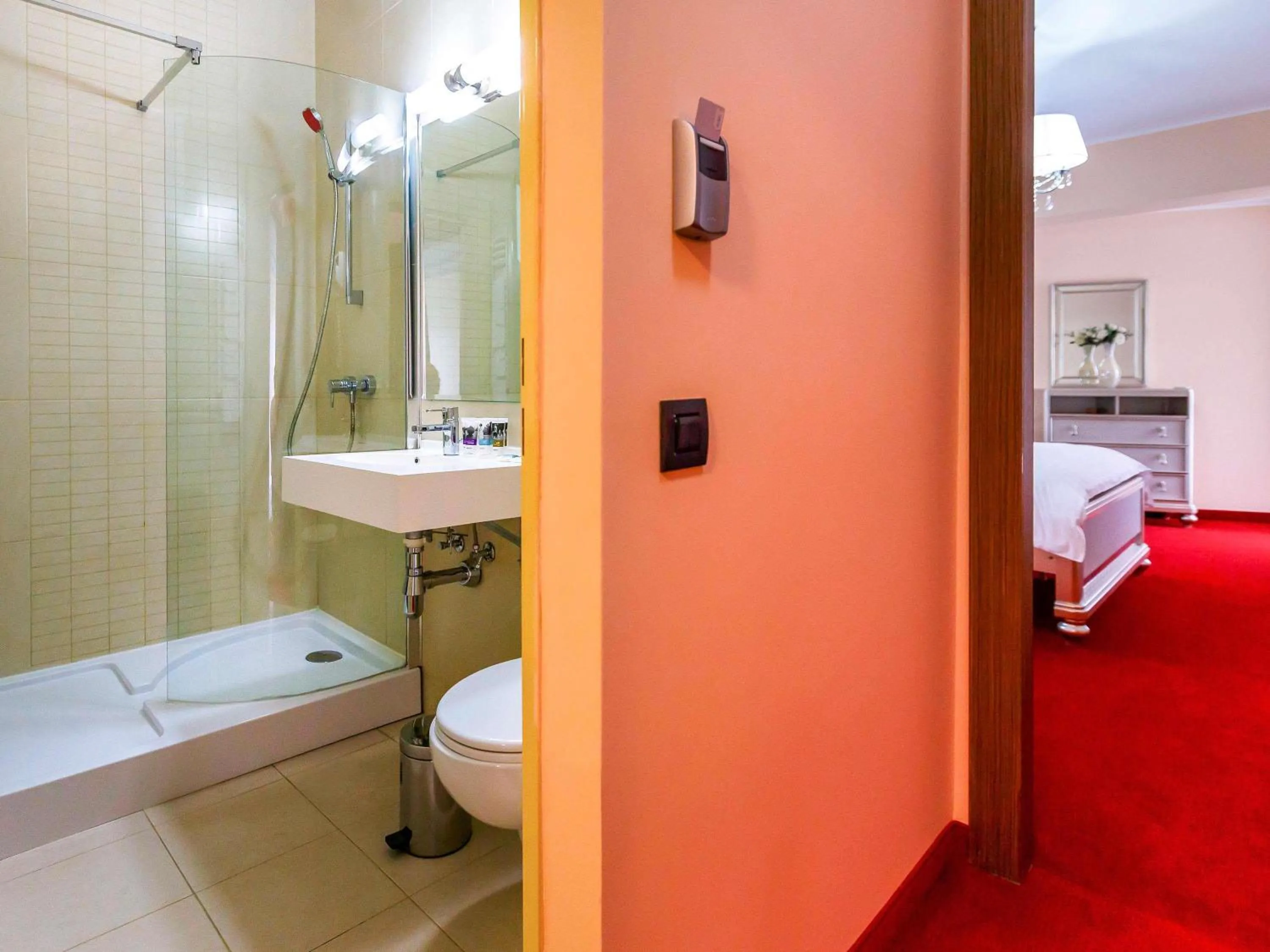 Bedroom in Mercure Galati Centrum