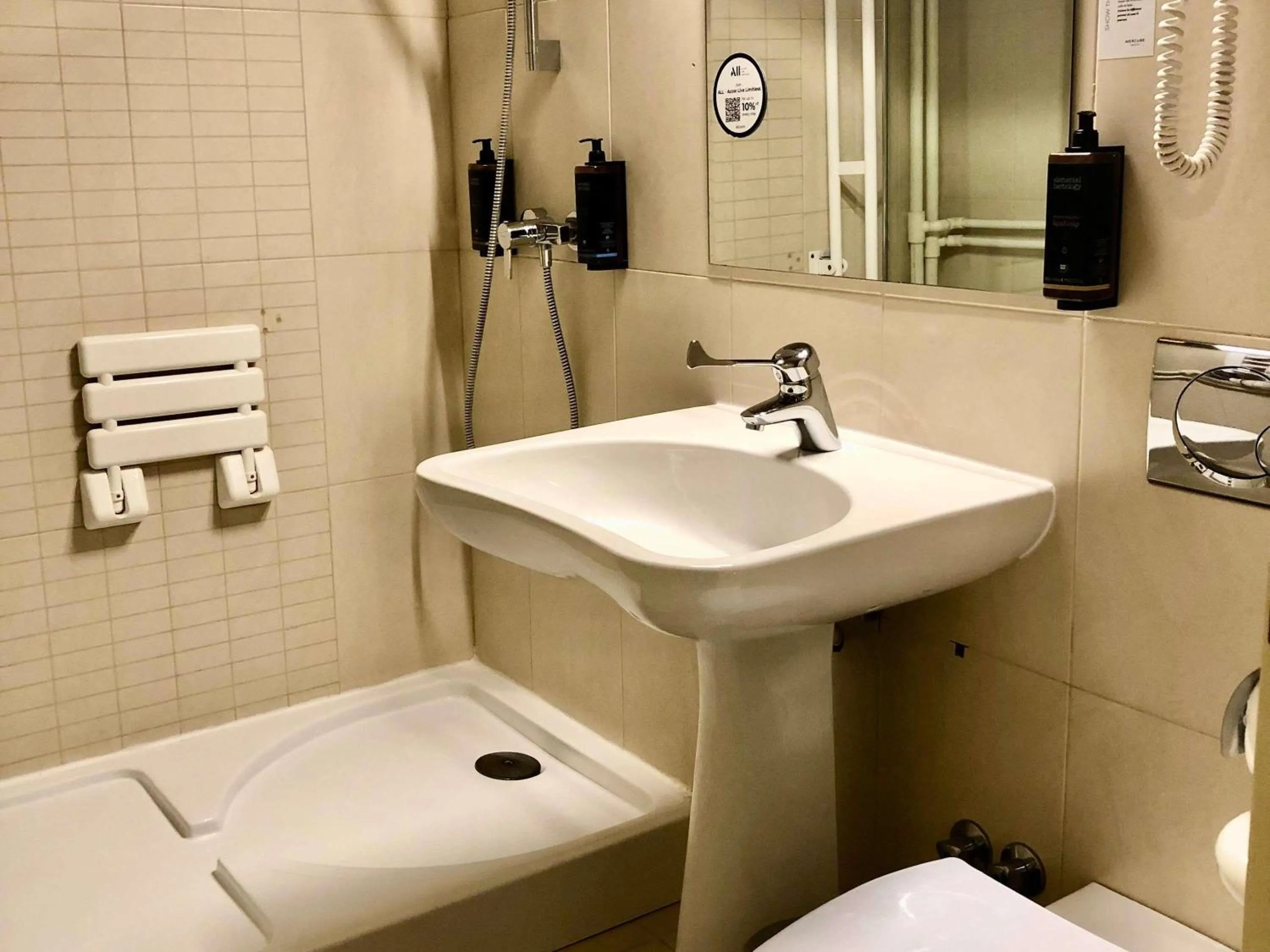 Bedroom in Mercure Galati Centrum