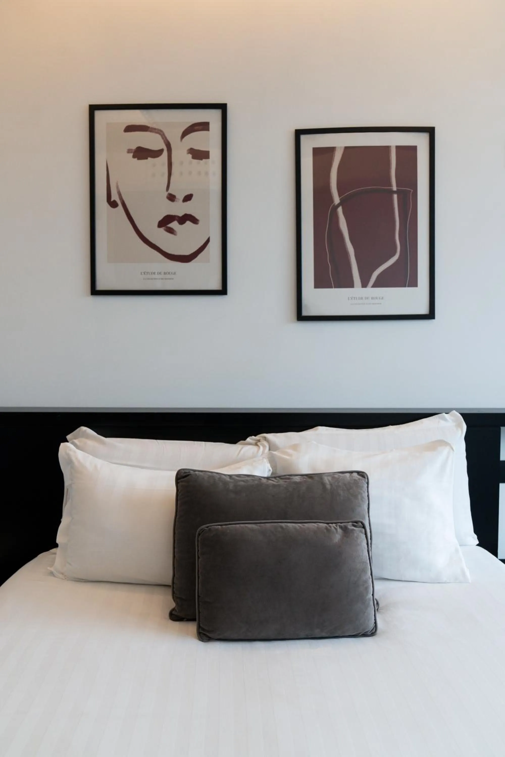 Bed in Secret Garden Resort & Spa