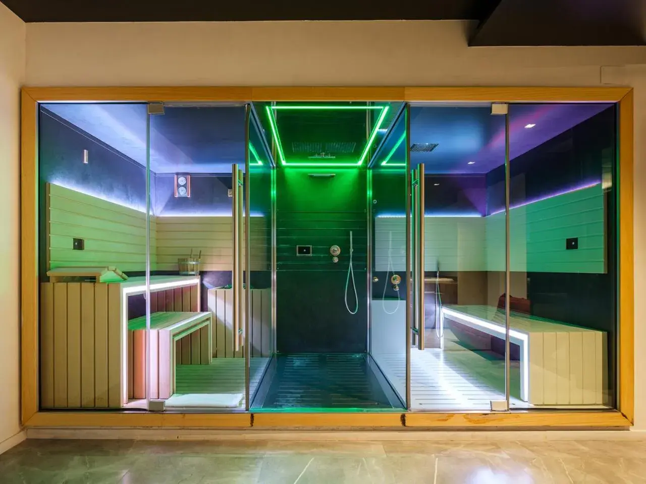 Queen Room in Secret Garden Resort & Spa Queen Room in Secret Garden Resort & Spa