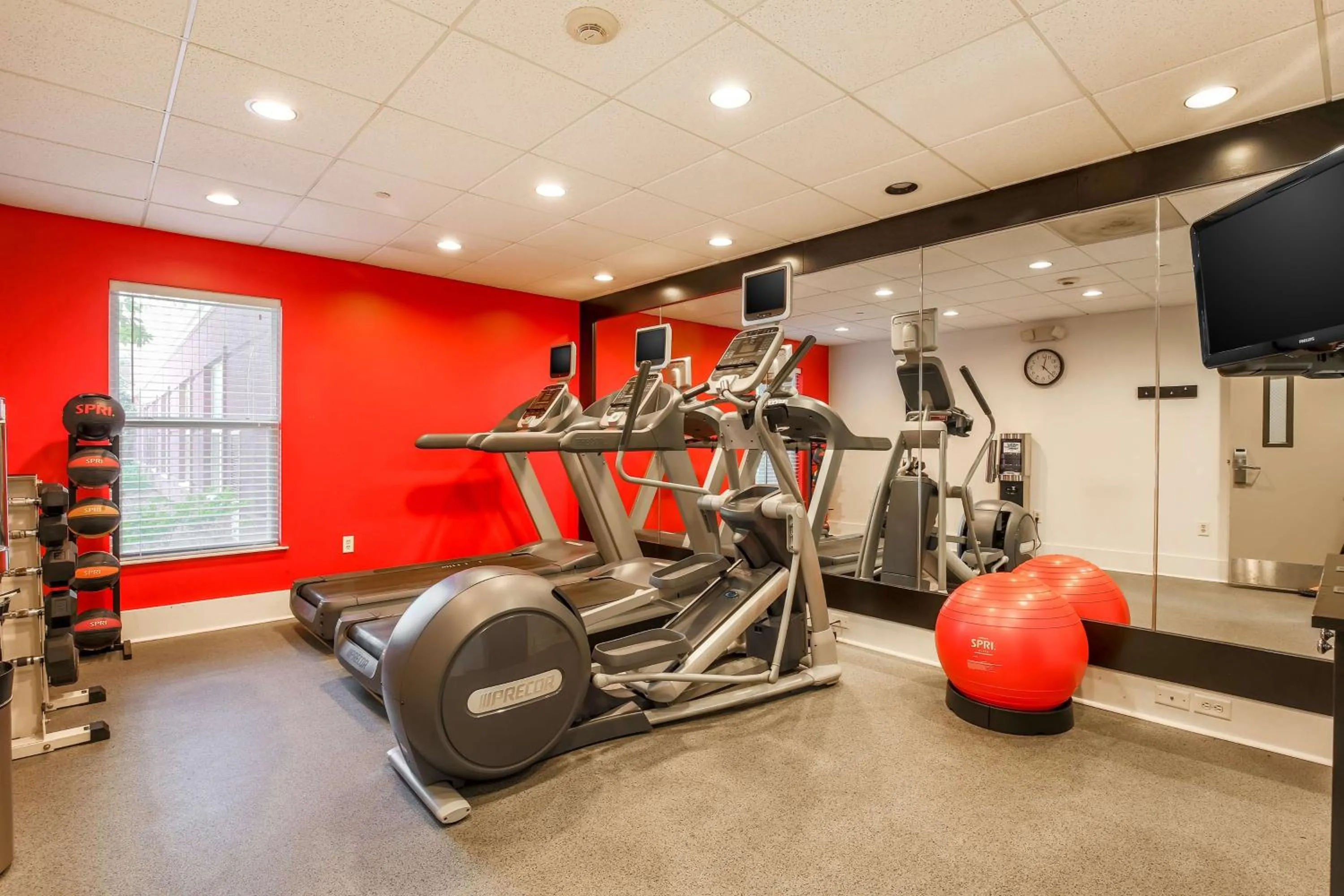 Fitness centre/facilities in Homewood Suites by Hilton Southwind - Hacks Cross