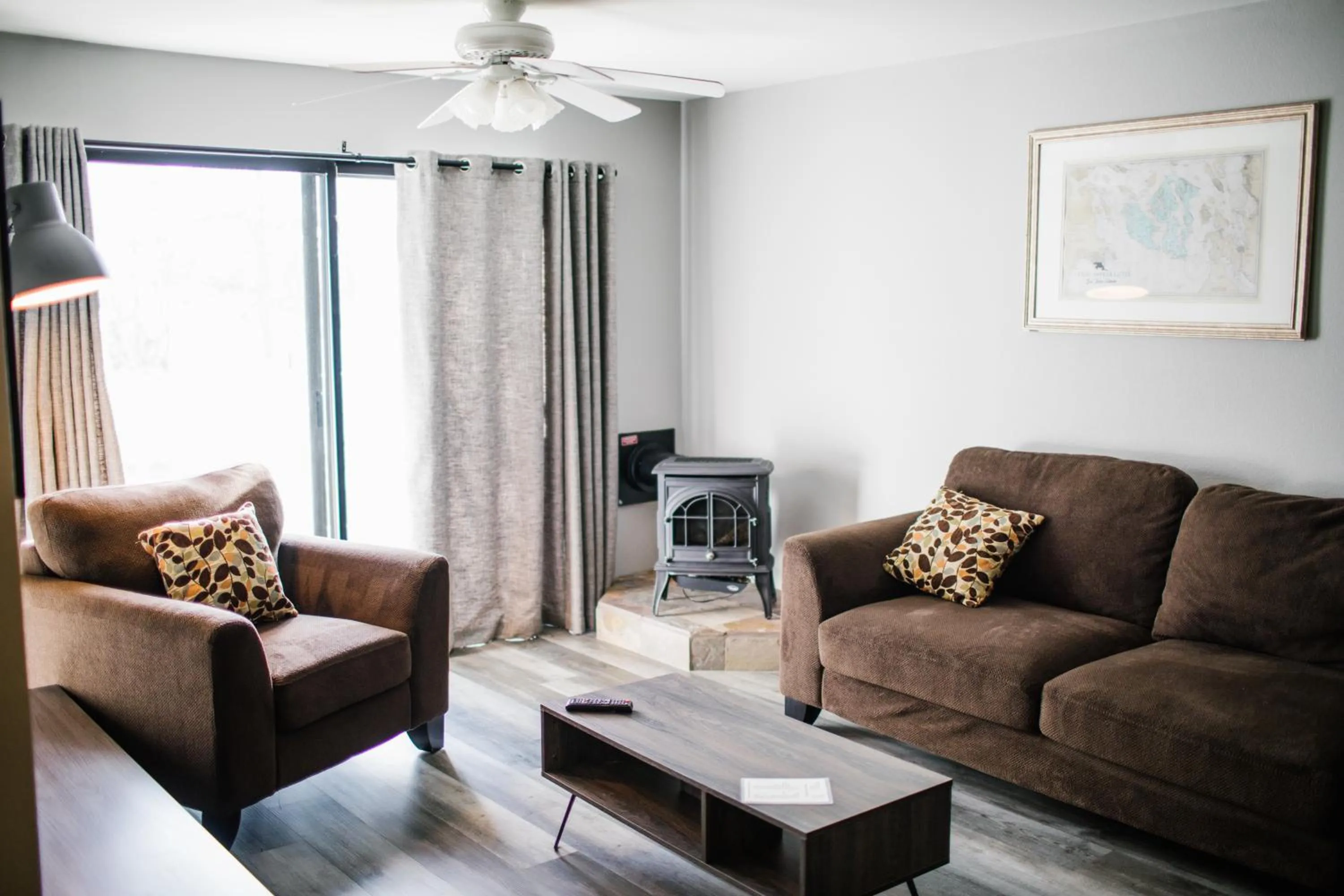 Living room in Friday Harbor Suites