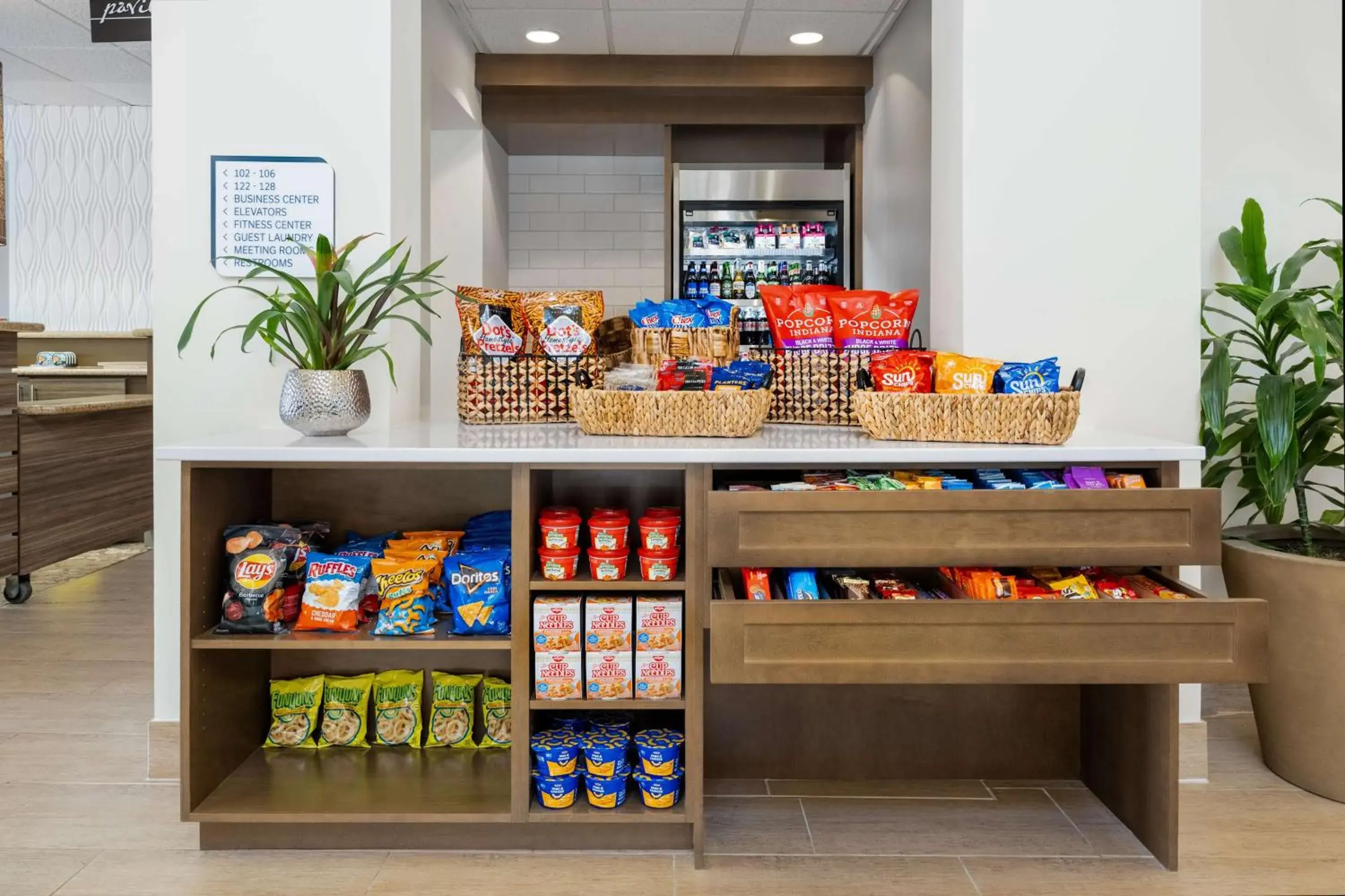 Restaurant/places to eat in Hilton Garden Inn Montgomery East Restaurant/places to eat in Hilton Garden Inn Montgomery East