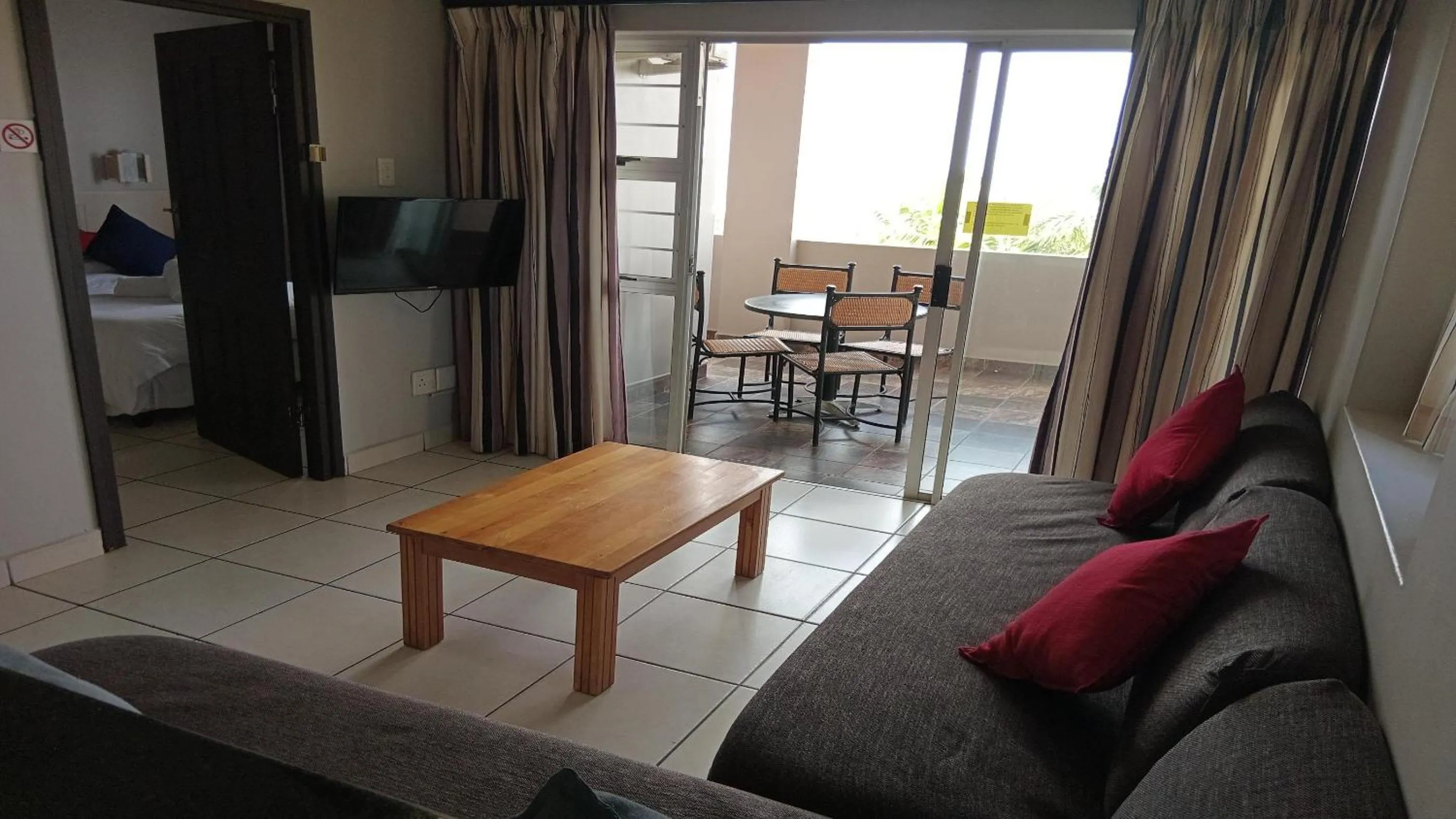 Living room in Sunrise Beach Resort