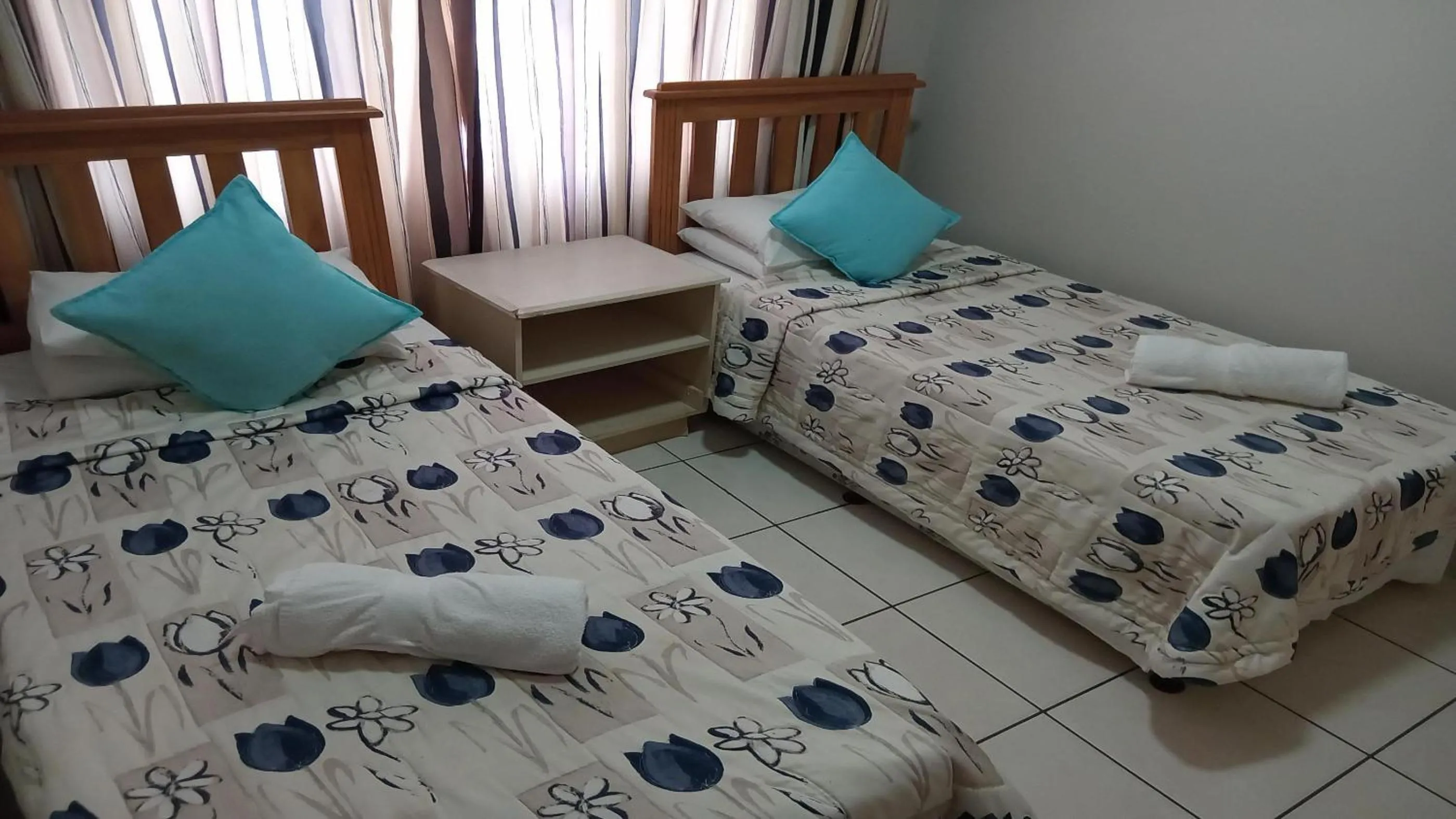 Bed in Sunrise Beach Resort