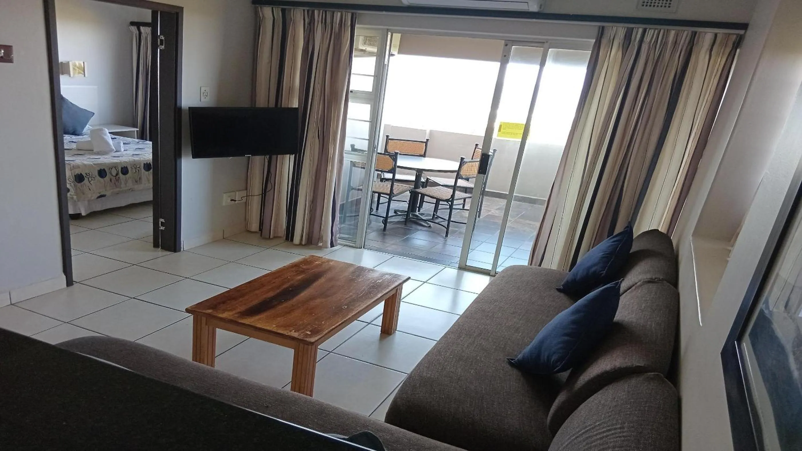 Living room in Sunrise Beach Resort