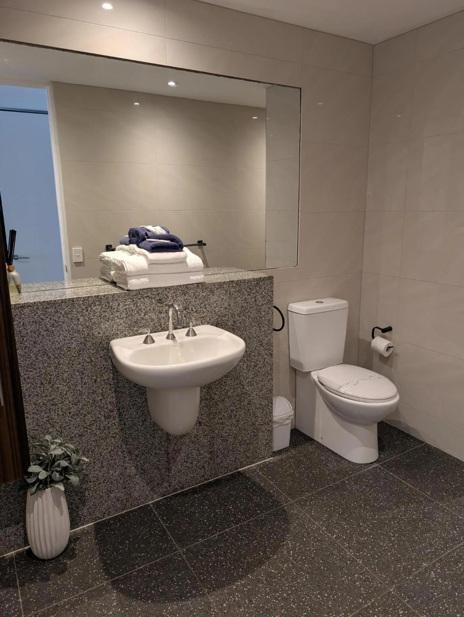 Space Holiday Apartments