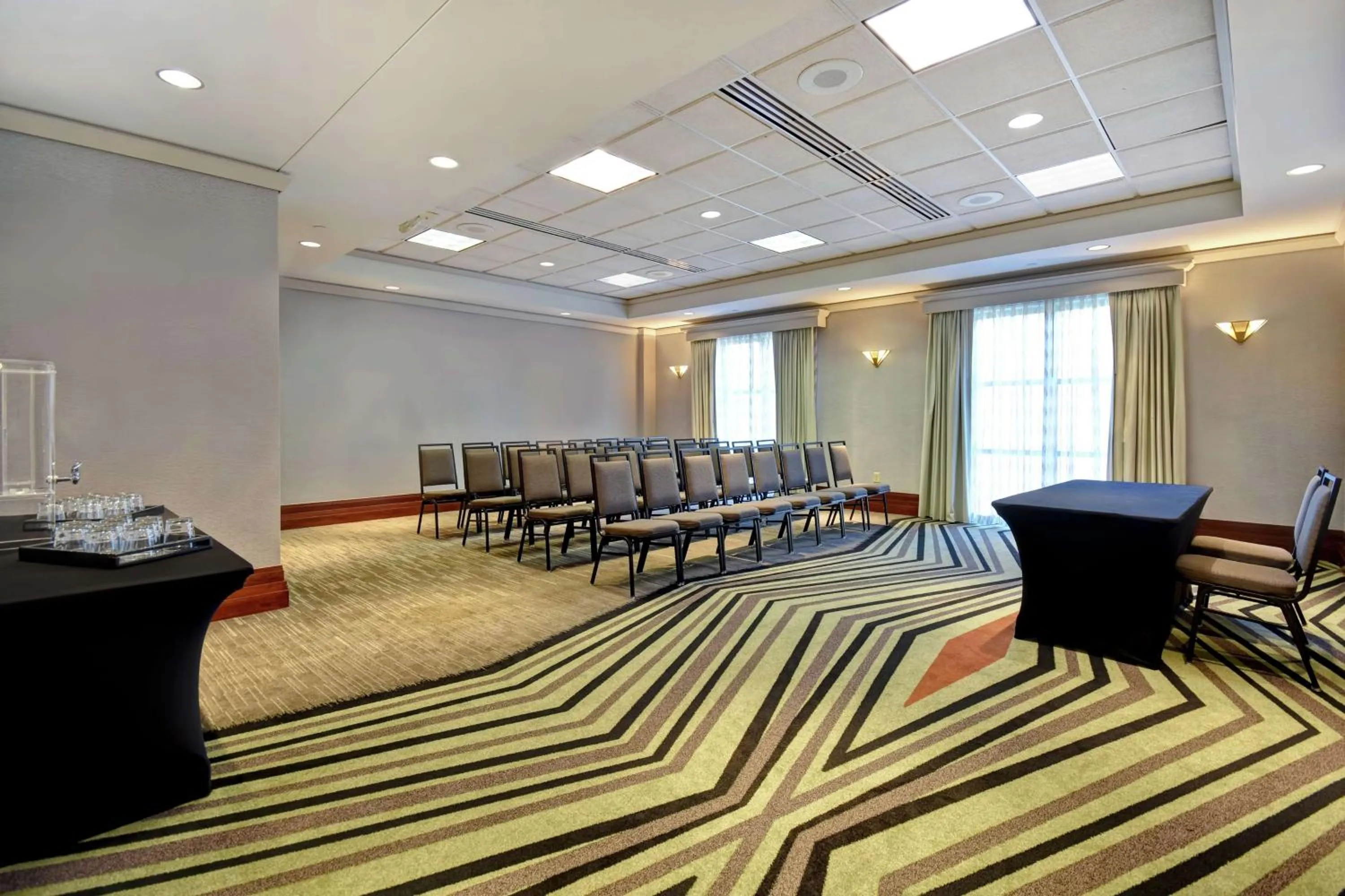 Meeting/conference room in Embassy Suites Little Rock