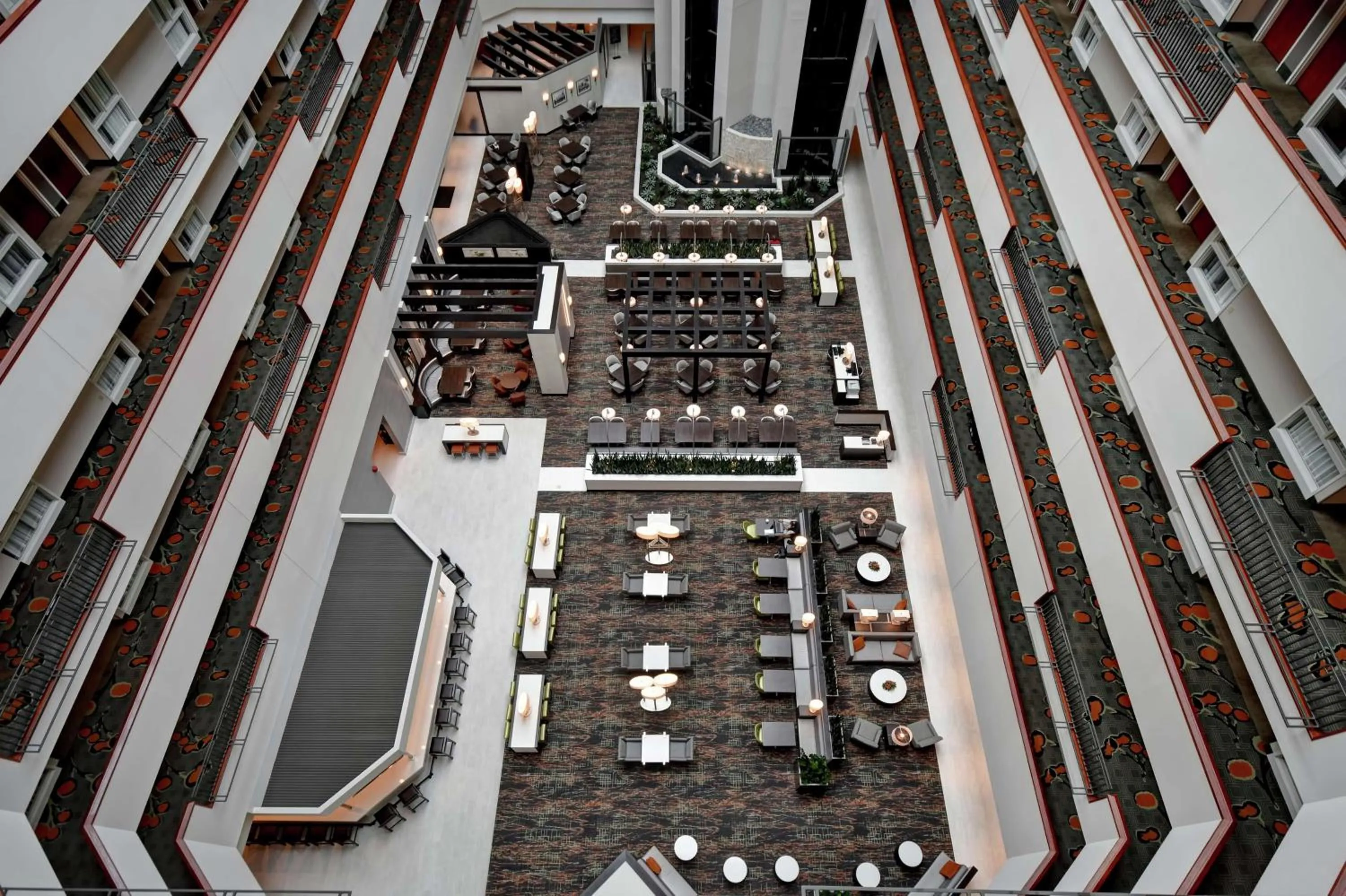 Lobby or reception in Embassy Suites Little Rock