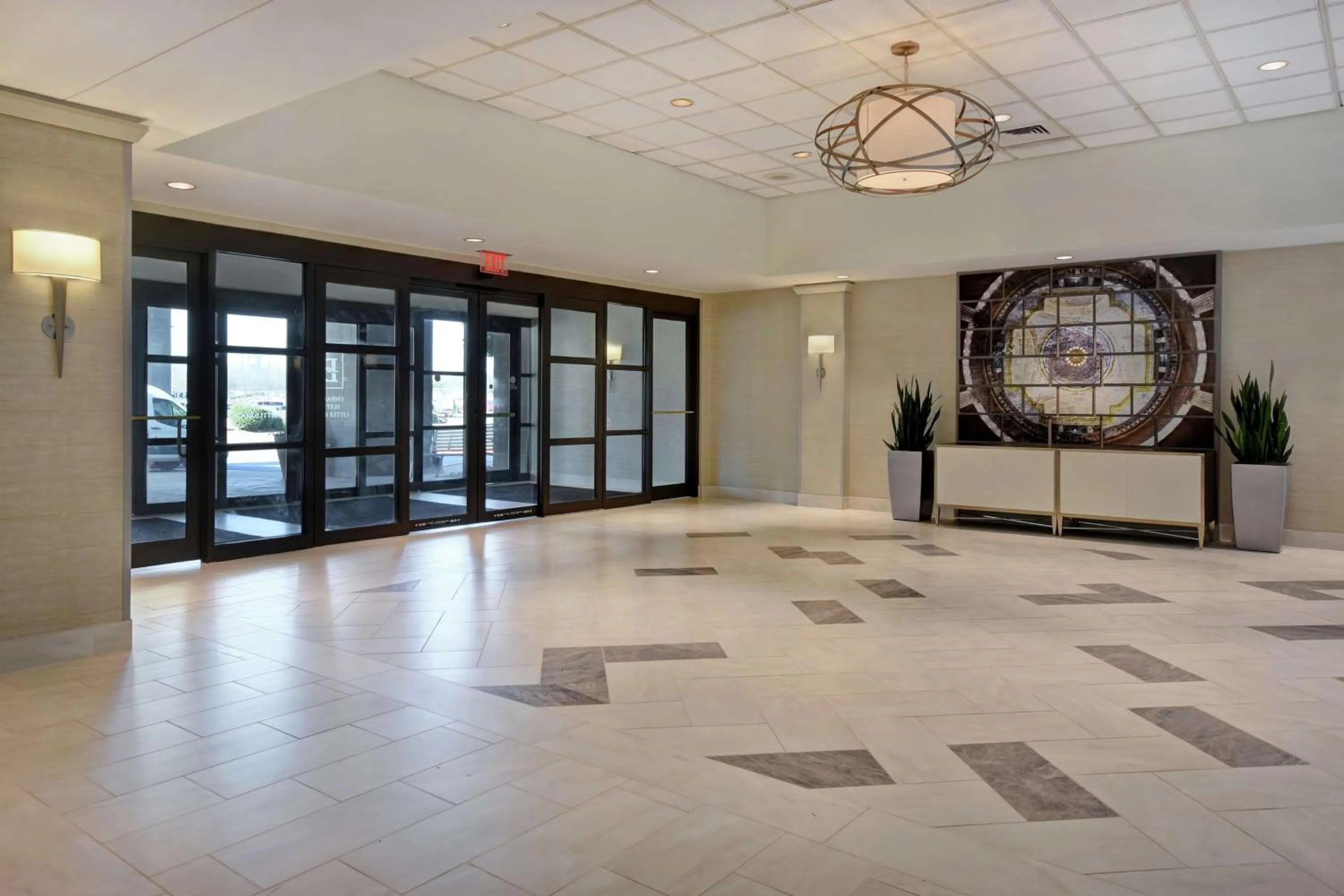 Lobby or reception in Embassy Suites Little Rock