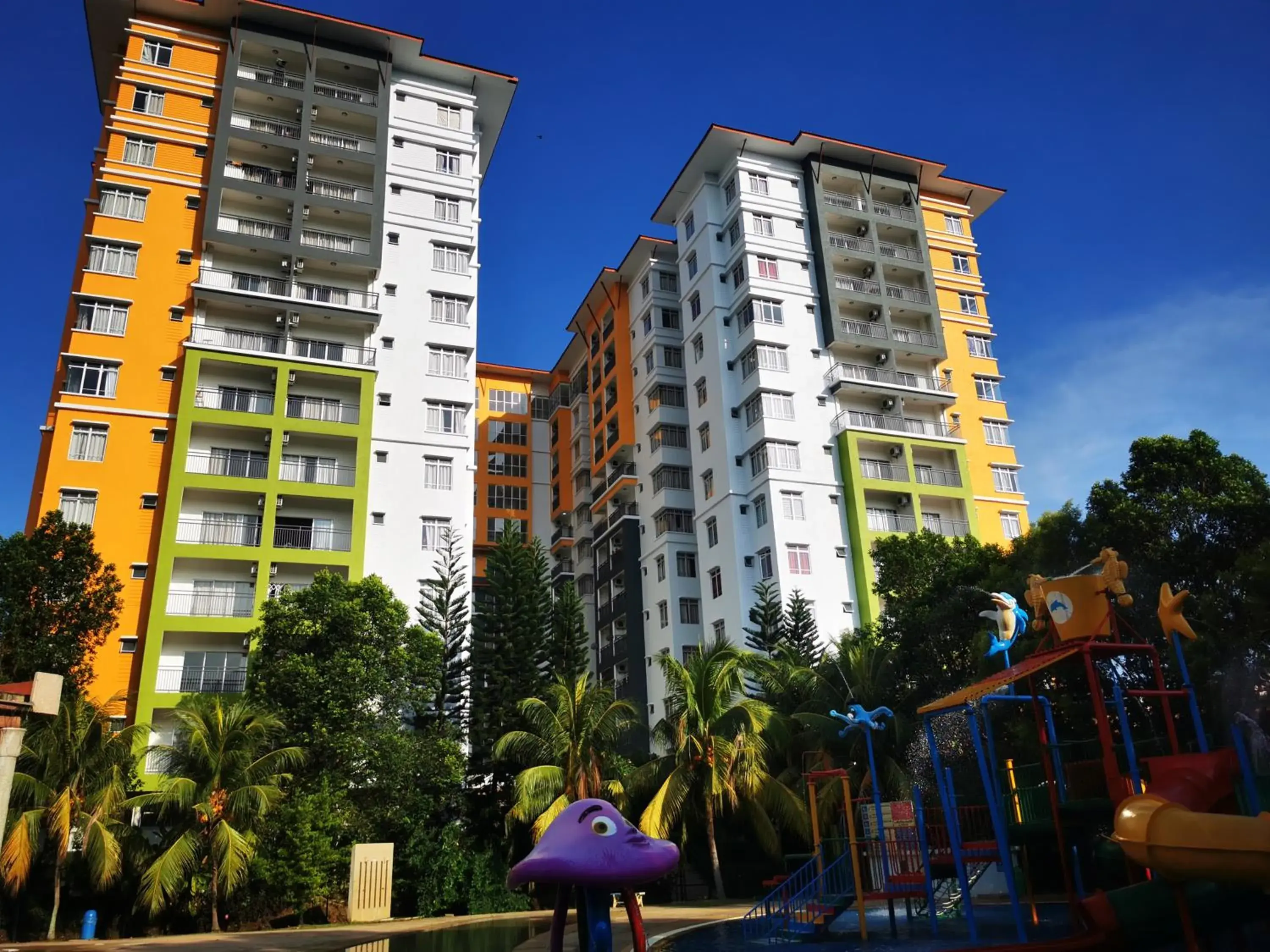 Property building in Bayou Lagoon Park Resort Property building in Bayou Lagoon Park Resort