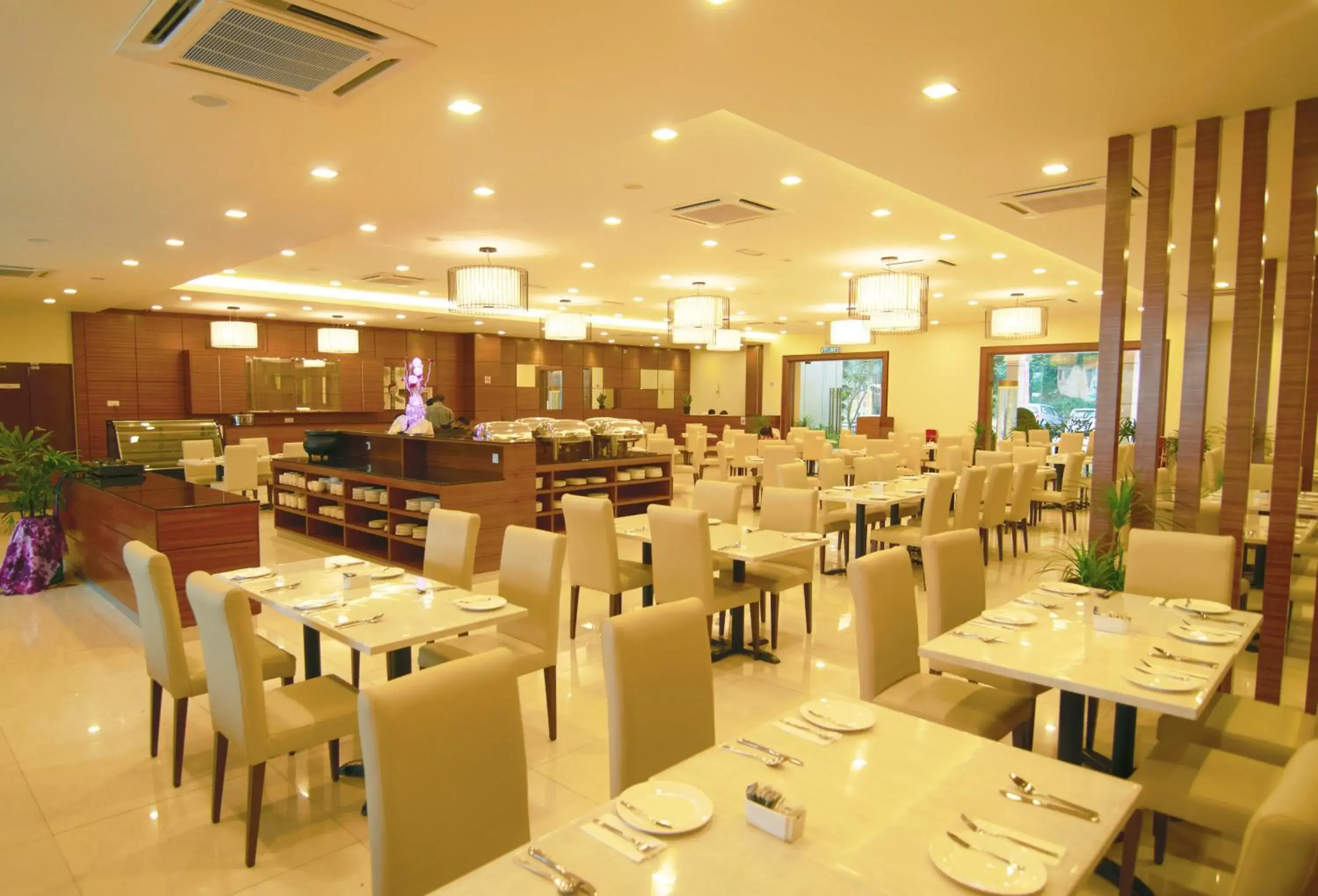 Restaurant/places to eat in Bayou Lagoon Park Resort Restaurant/places to eat in Bayou Lagoon Park Resort