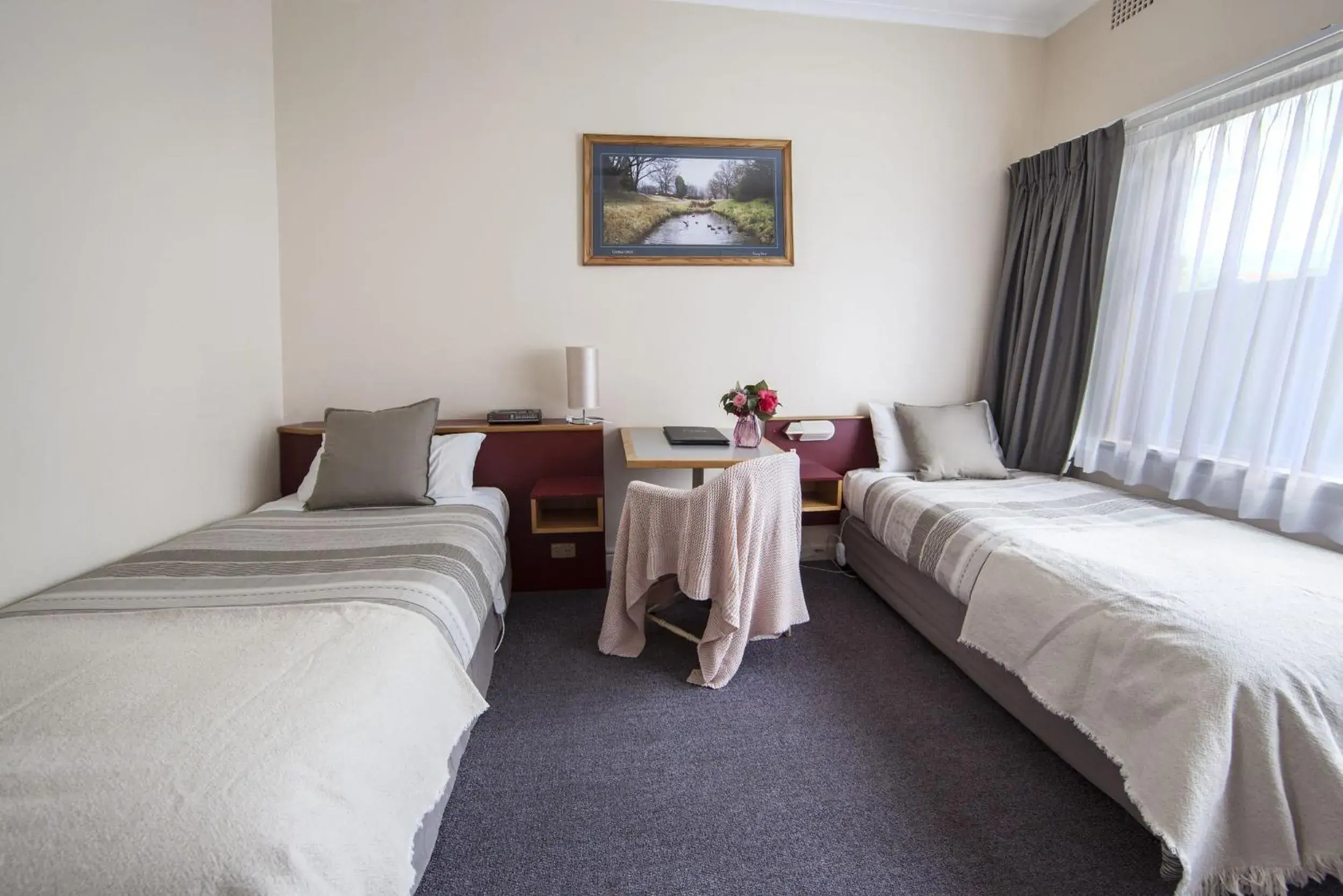 Standard Twin Room in Redhill Cooma Motor Inn Standard Twin Room in Redhill Cooma Motor Inn